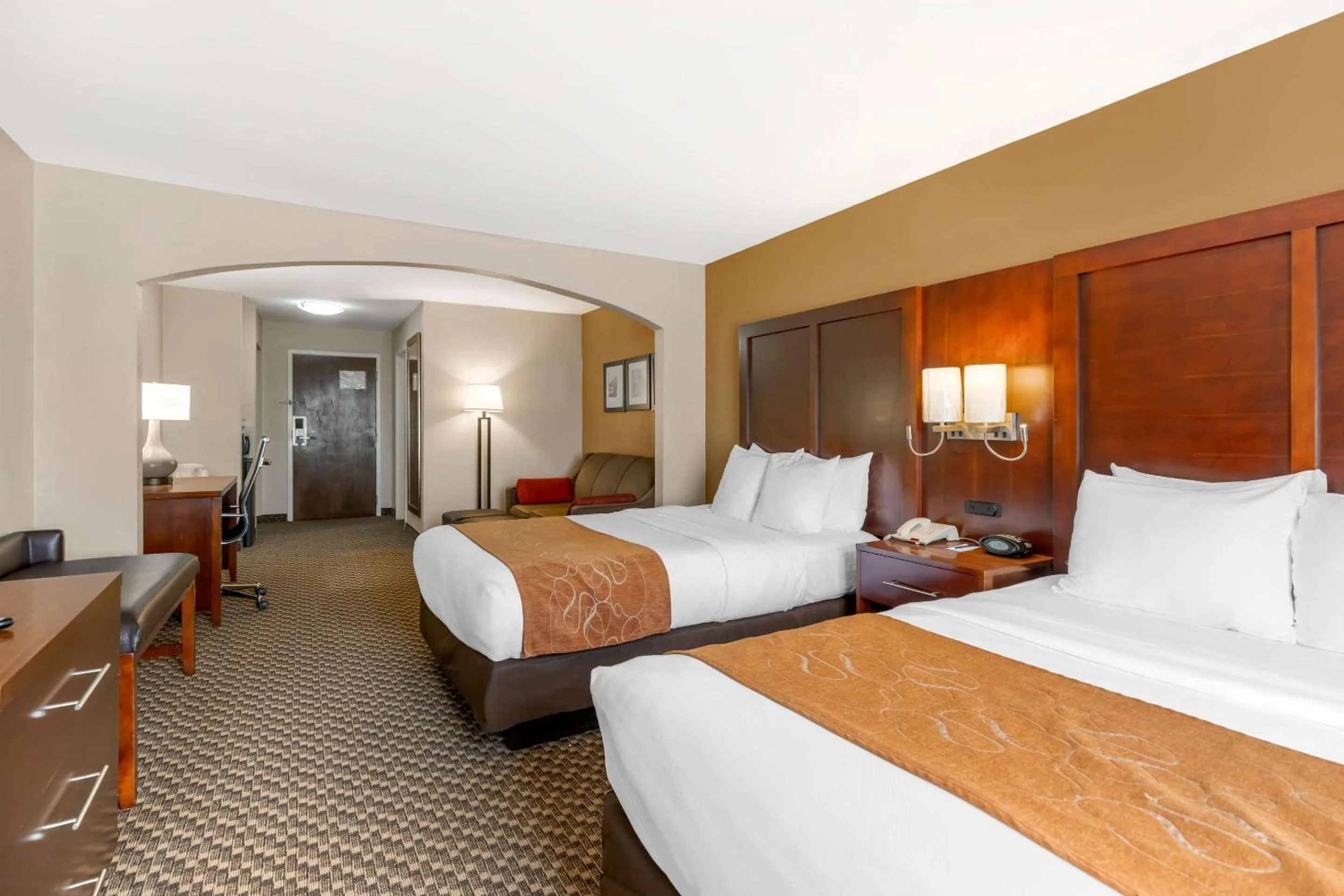 Bedroom, Bed in Comfort Suites Port Allen - Baton Rouge