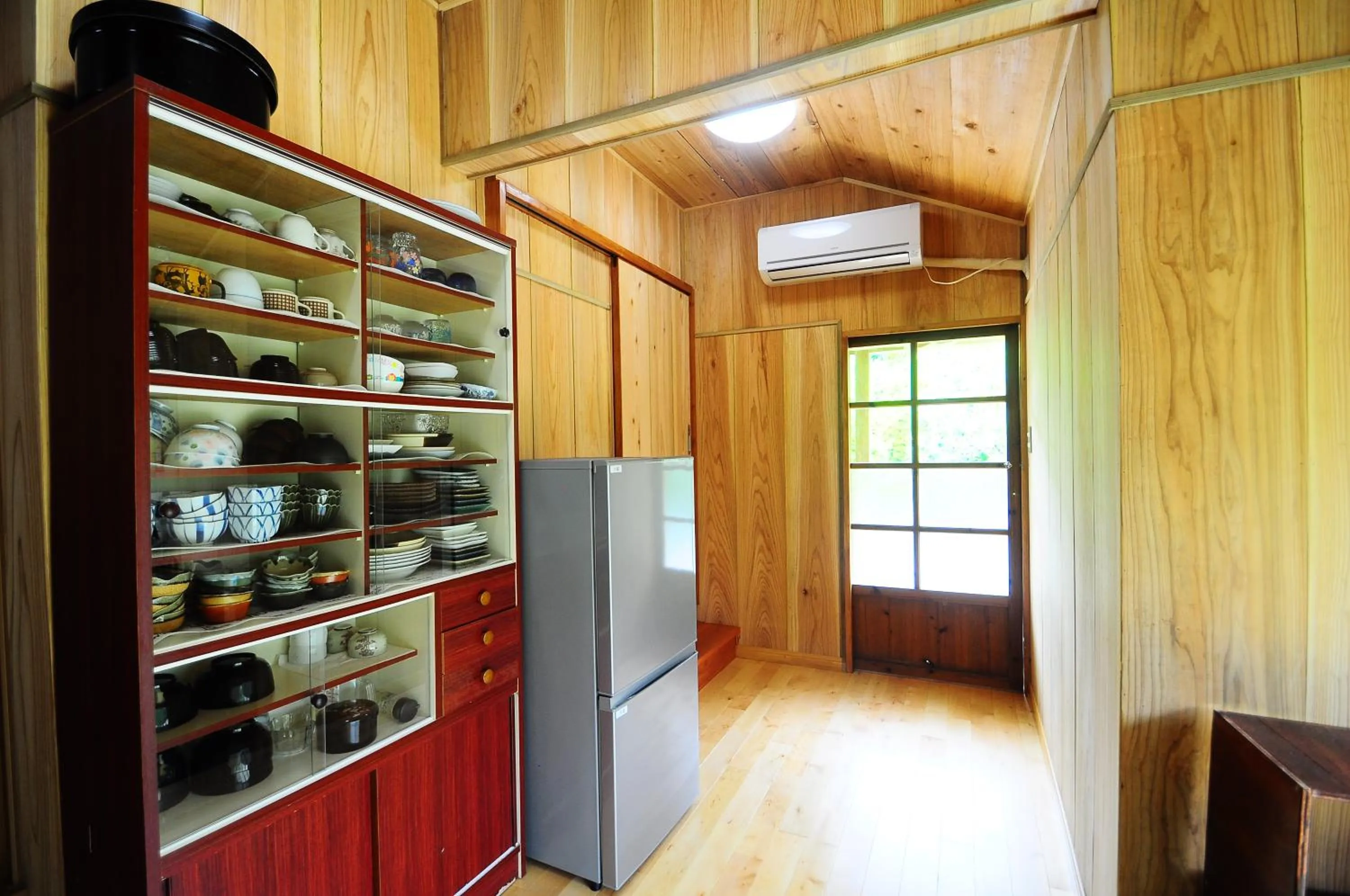 Photo of the whole room in Makiya Tokusukeya