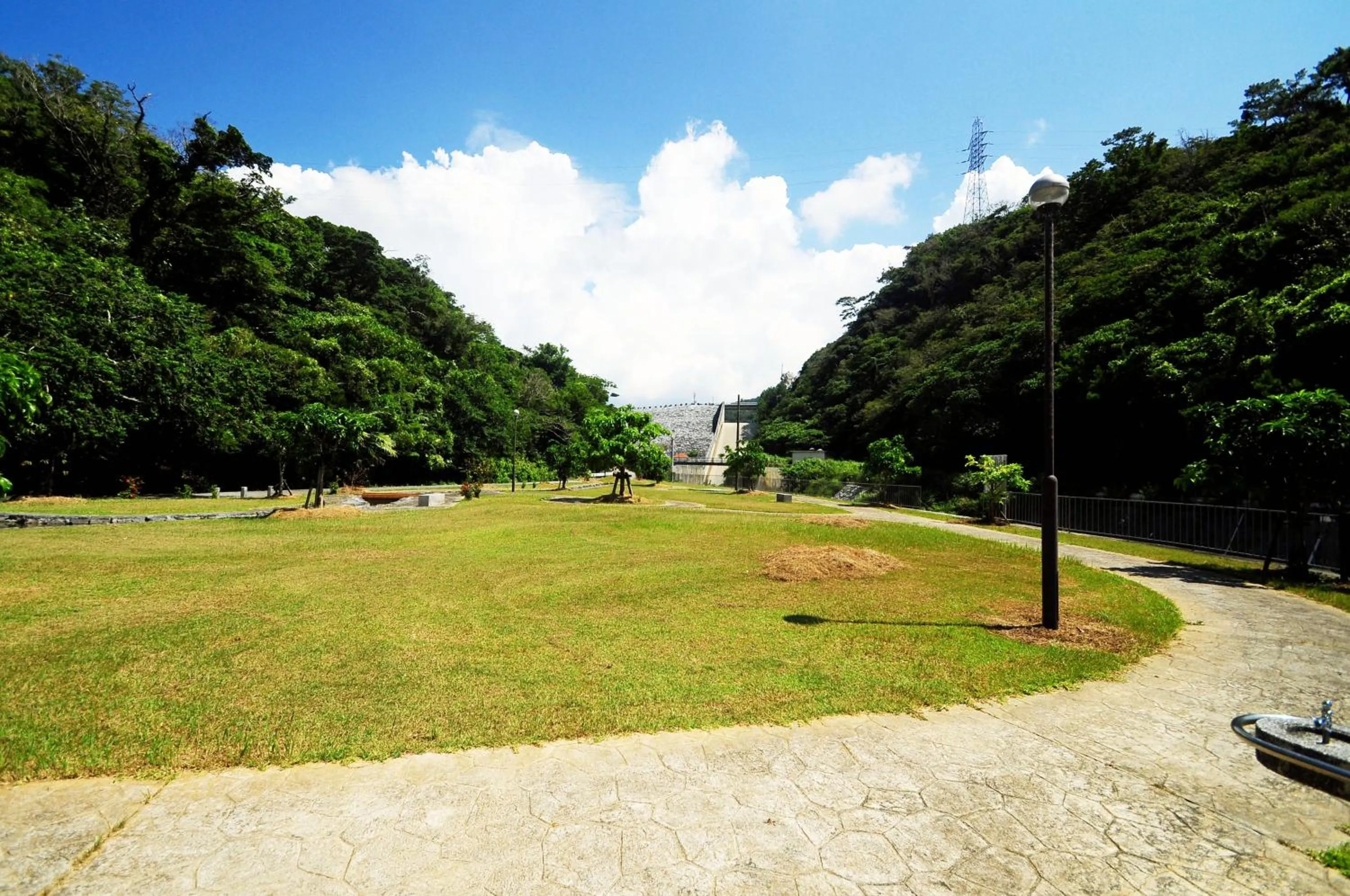 Nearby landmark in Makiya Tokusukeya