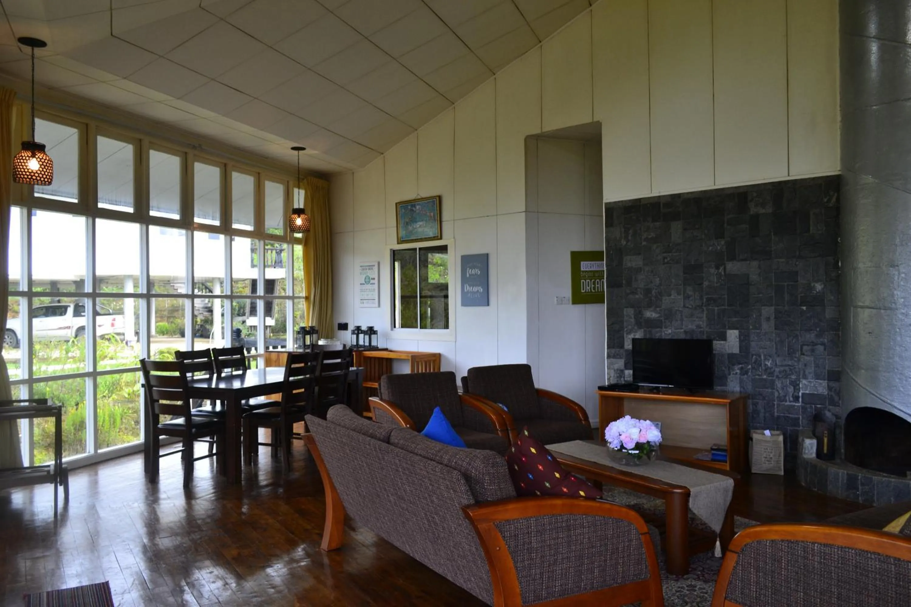 Property building in Mesilau Mountain Retreats
