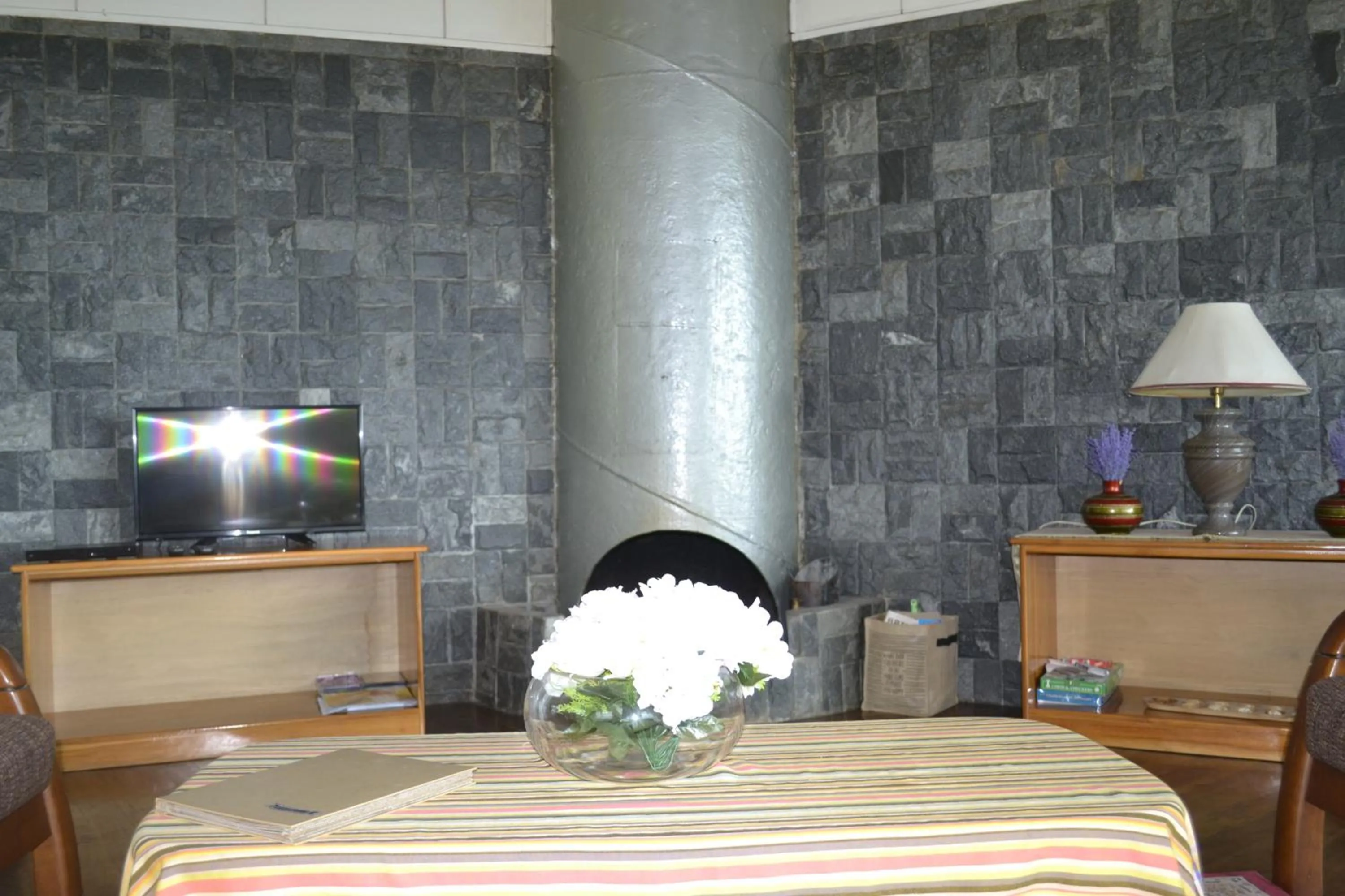 TV and multimedia, Bed in Mesilau Mountain Retreats