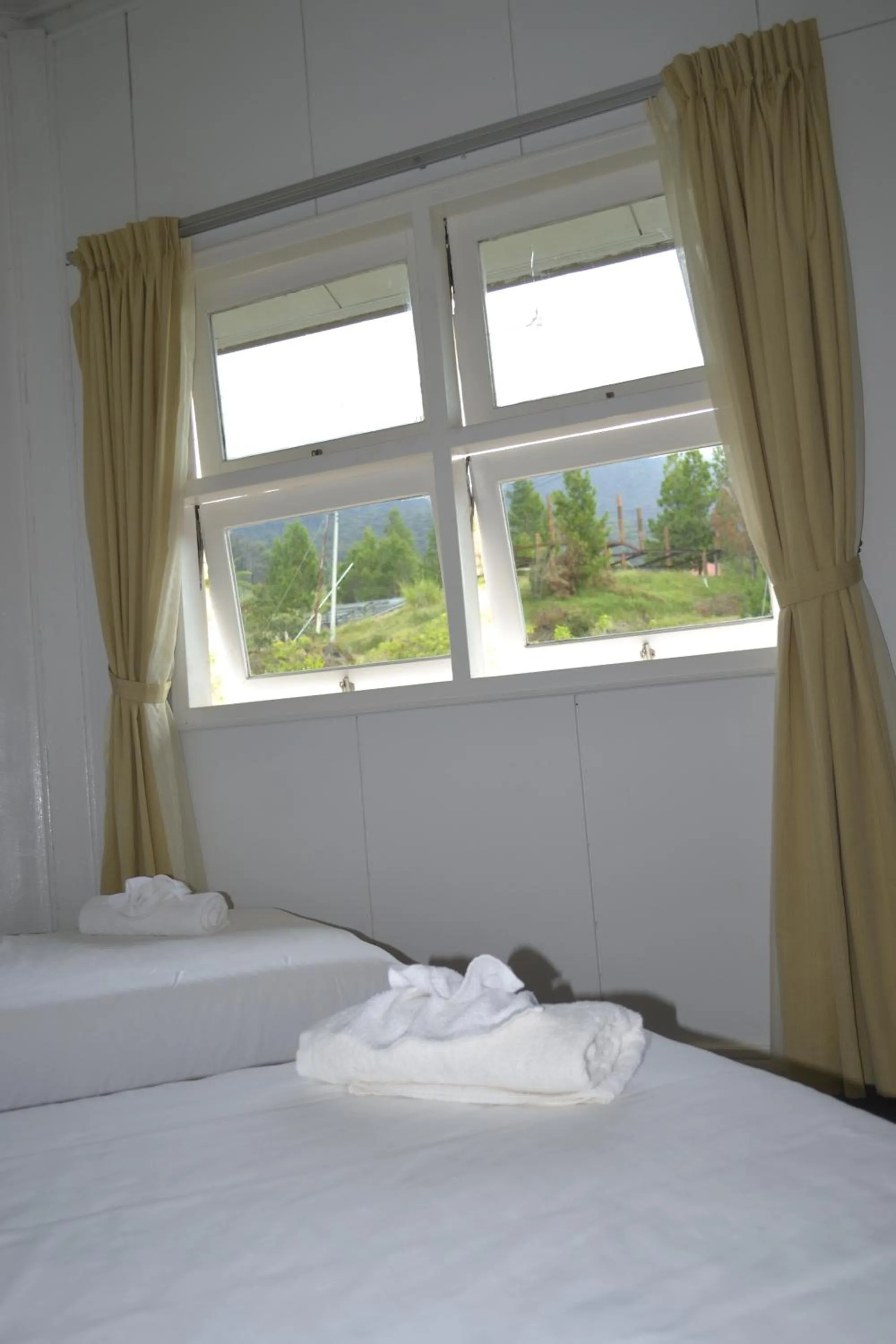 Bed in Mesilau Mountain Retreats