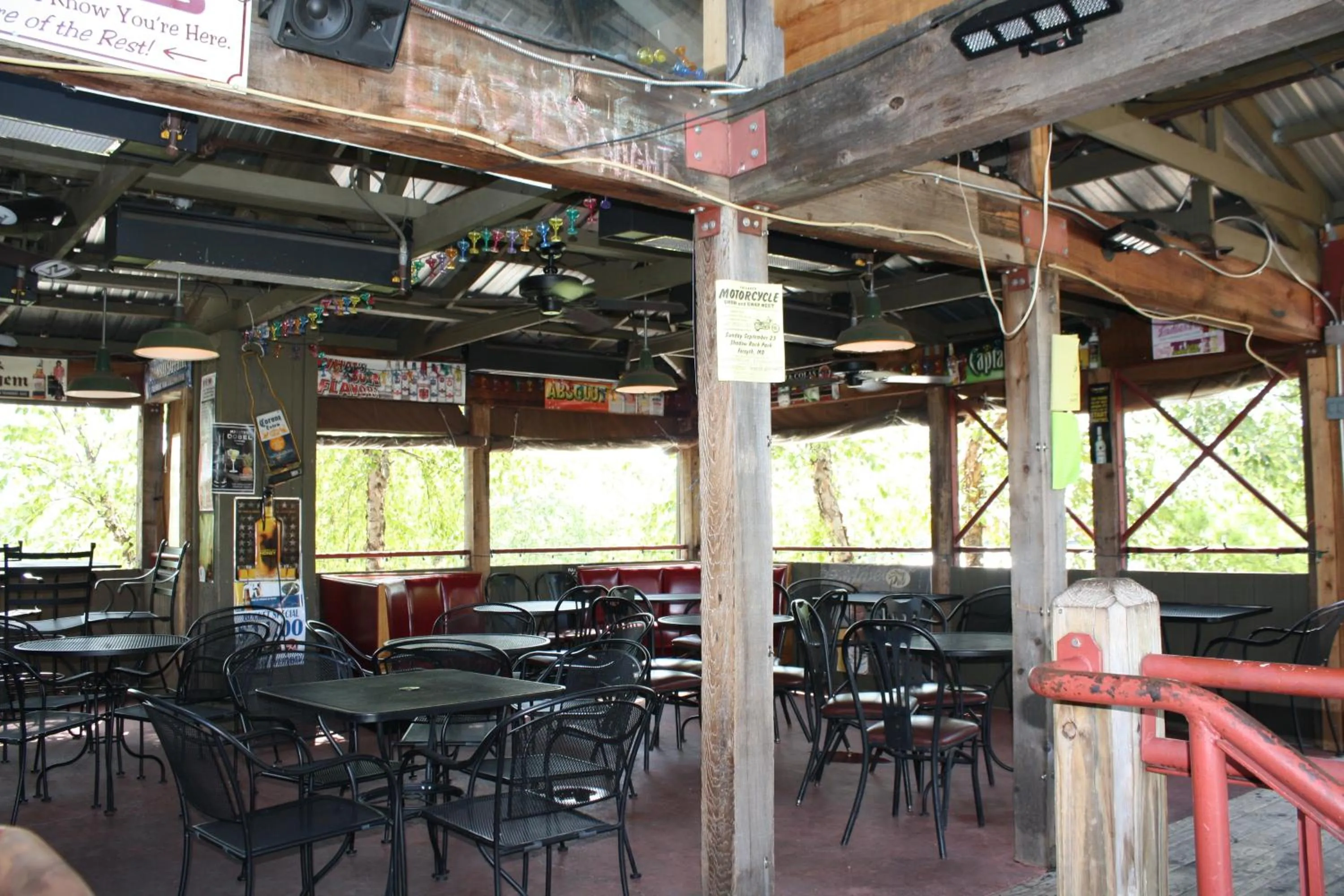 Restaurant/Places to Eat in Outback Roadhouse Motel & Suites Branson