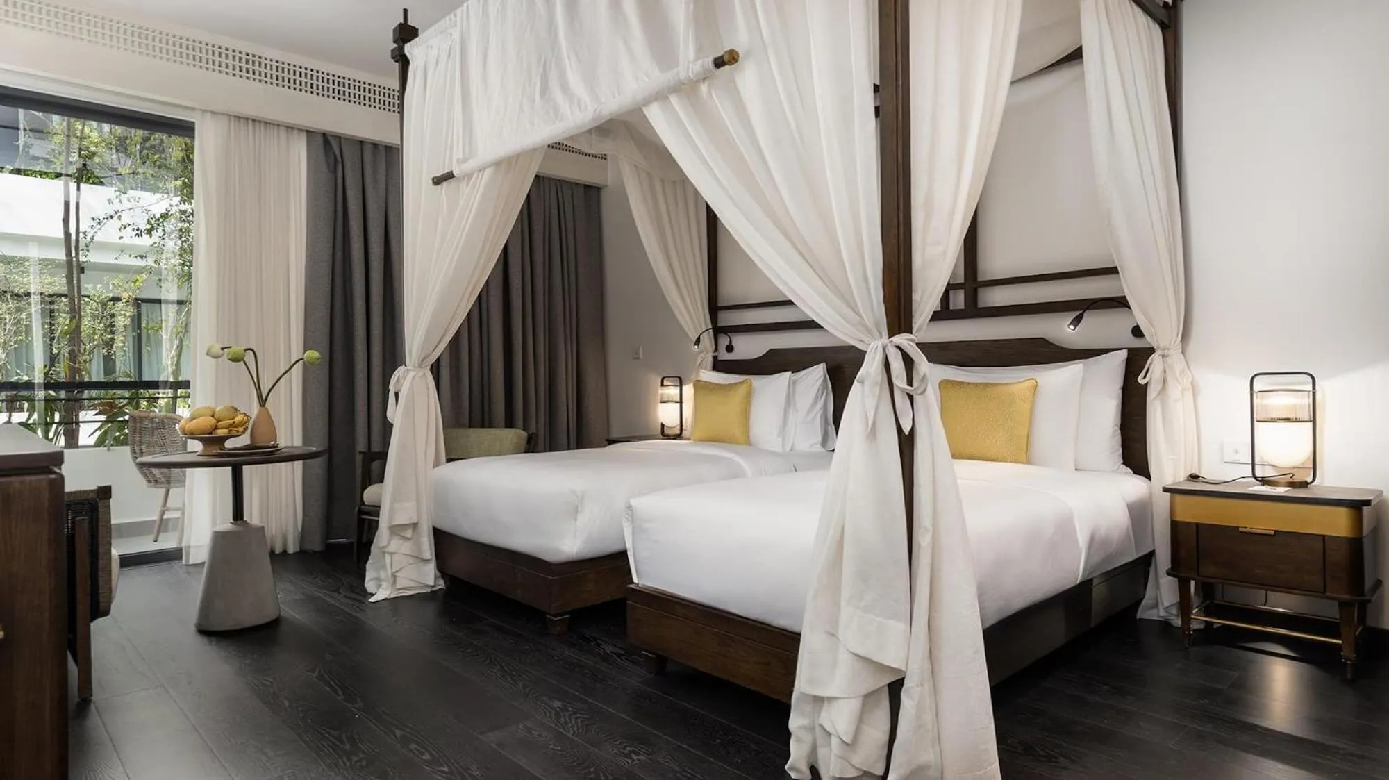 Photo of the whole room, Bed in Anjali by Syphon