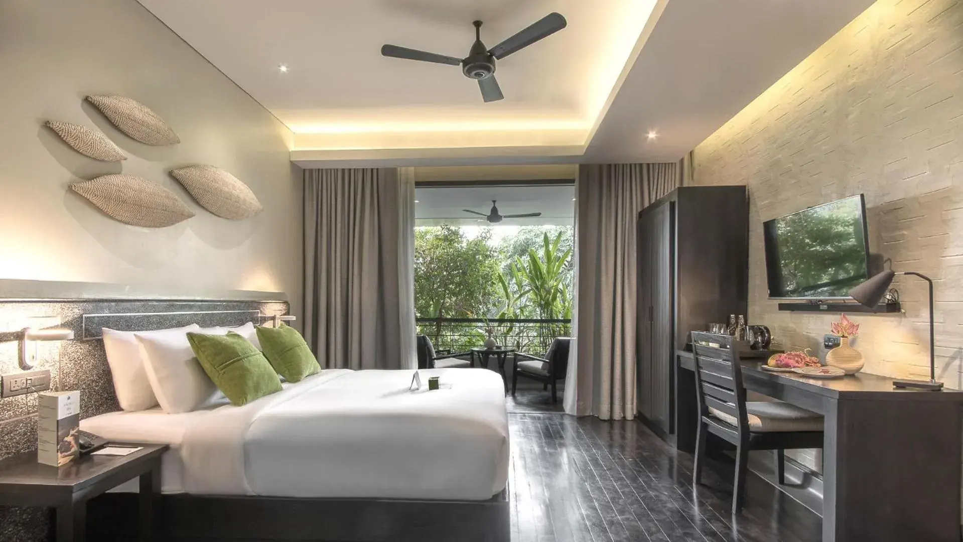 Photo of the whole room, Bed in Anjali by Syphon Photo of the whole room, Bed in Anjali by Syphon