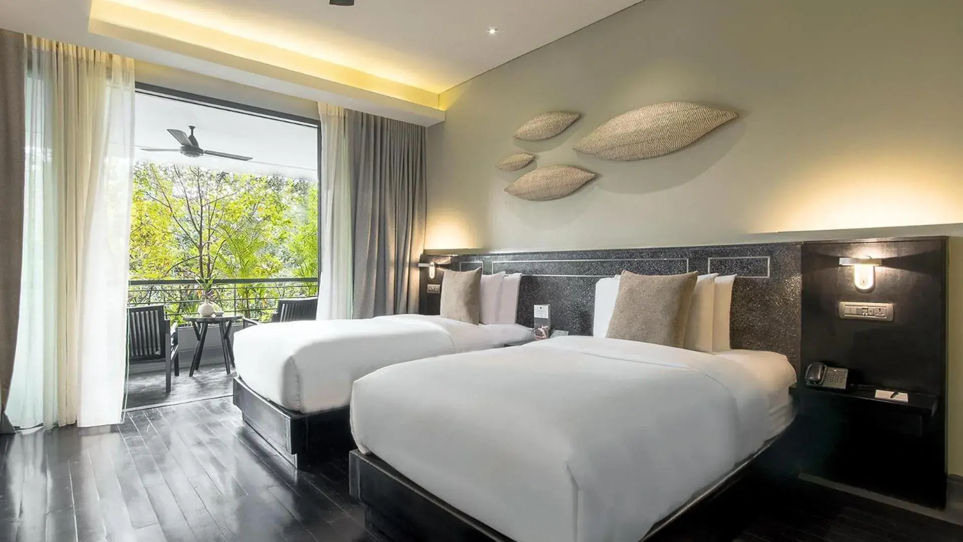 Balcony/Terrace, Bed in Anjali by Syphon Balcony/Terrace, Bed in Anjali by Syphon