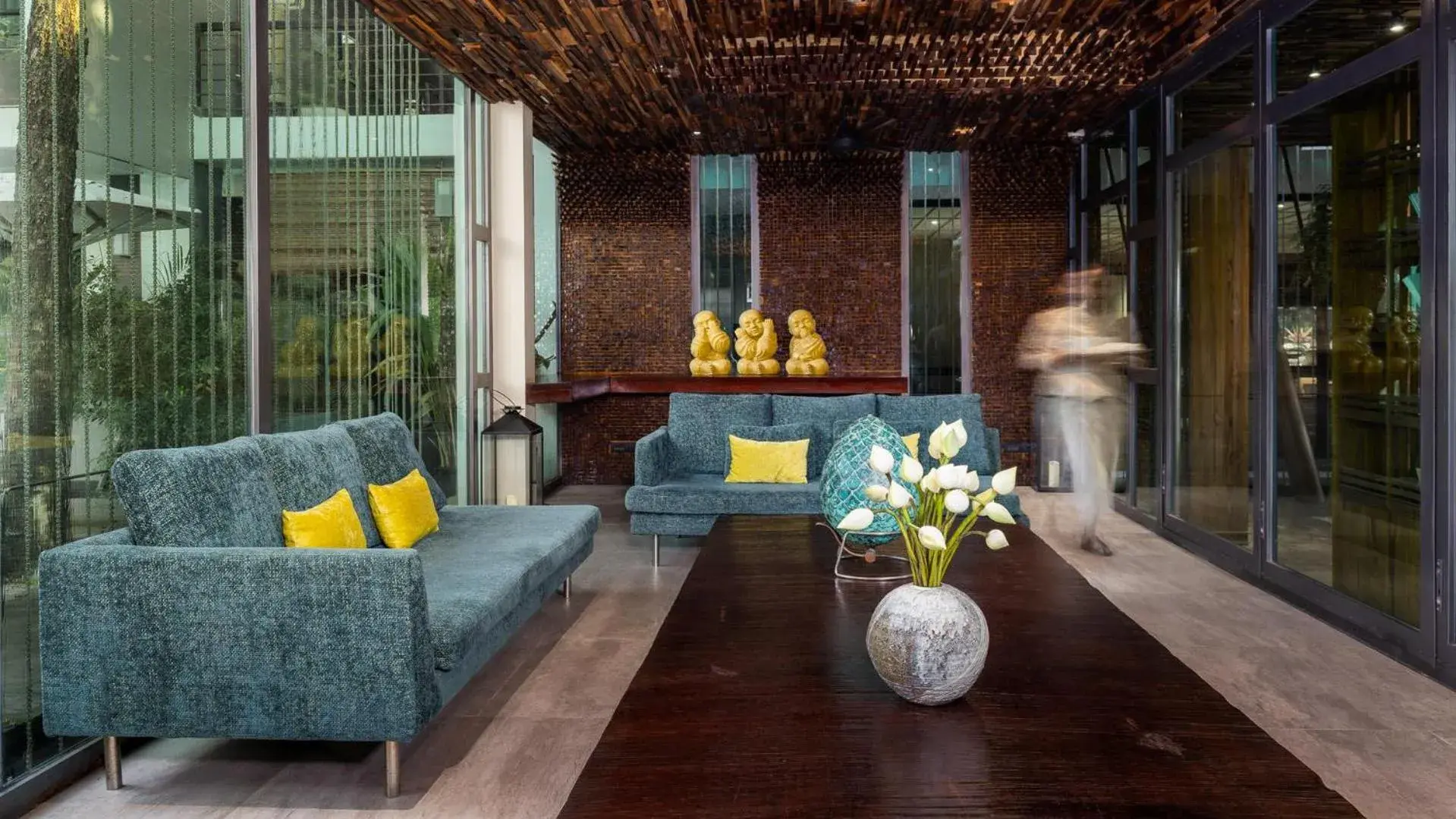 Lobby or reception in Anjali by Syphon Lobby or reception in Anjali by Syphon