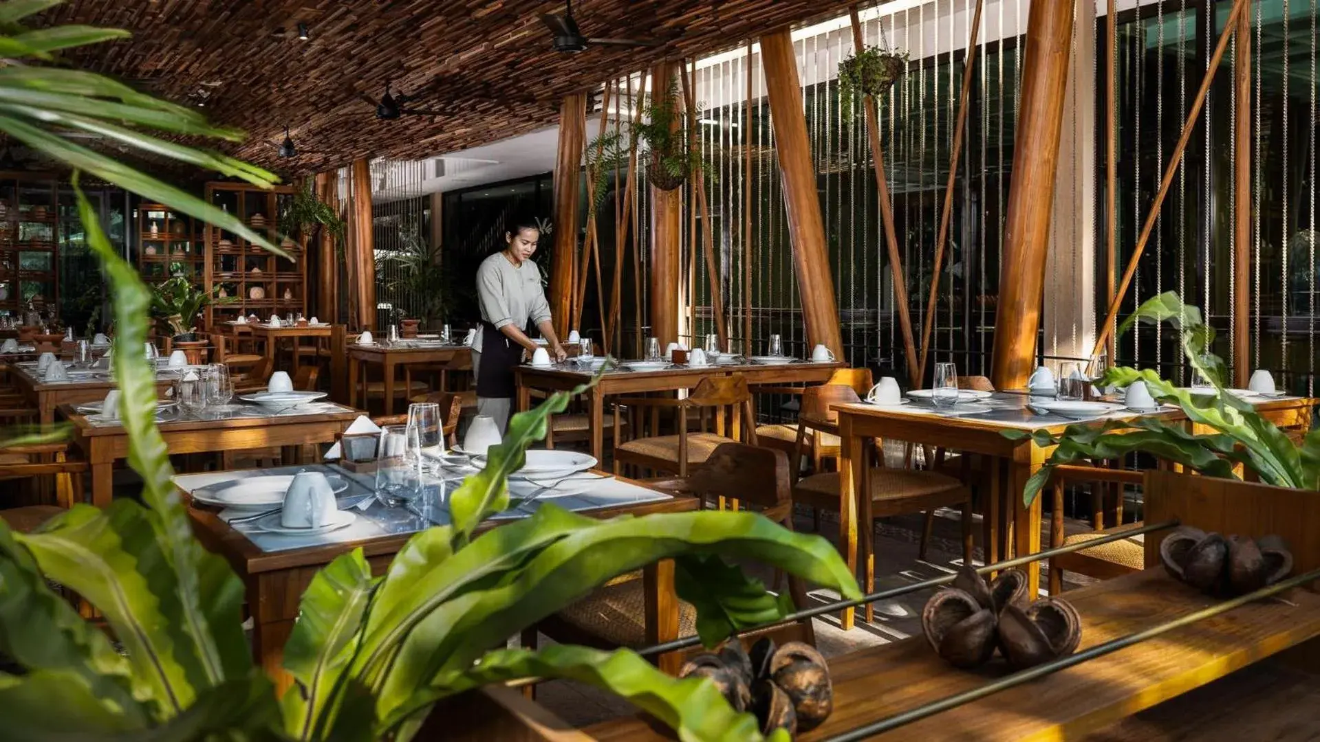 Restaurant/places to eat in Anjali by Syphon Restaurant/places to eat in Anjali by Syphon