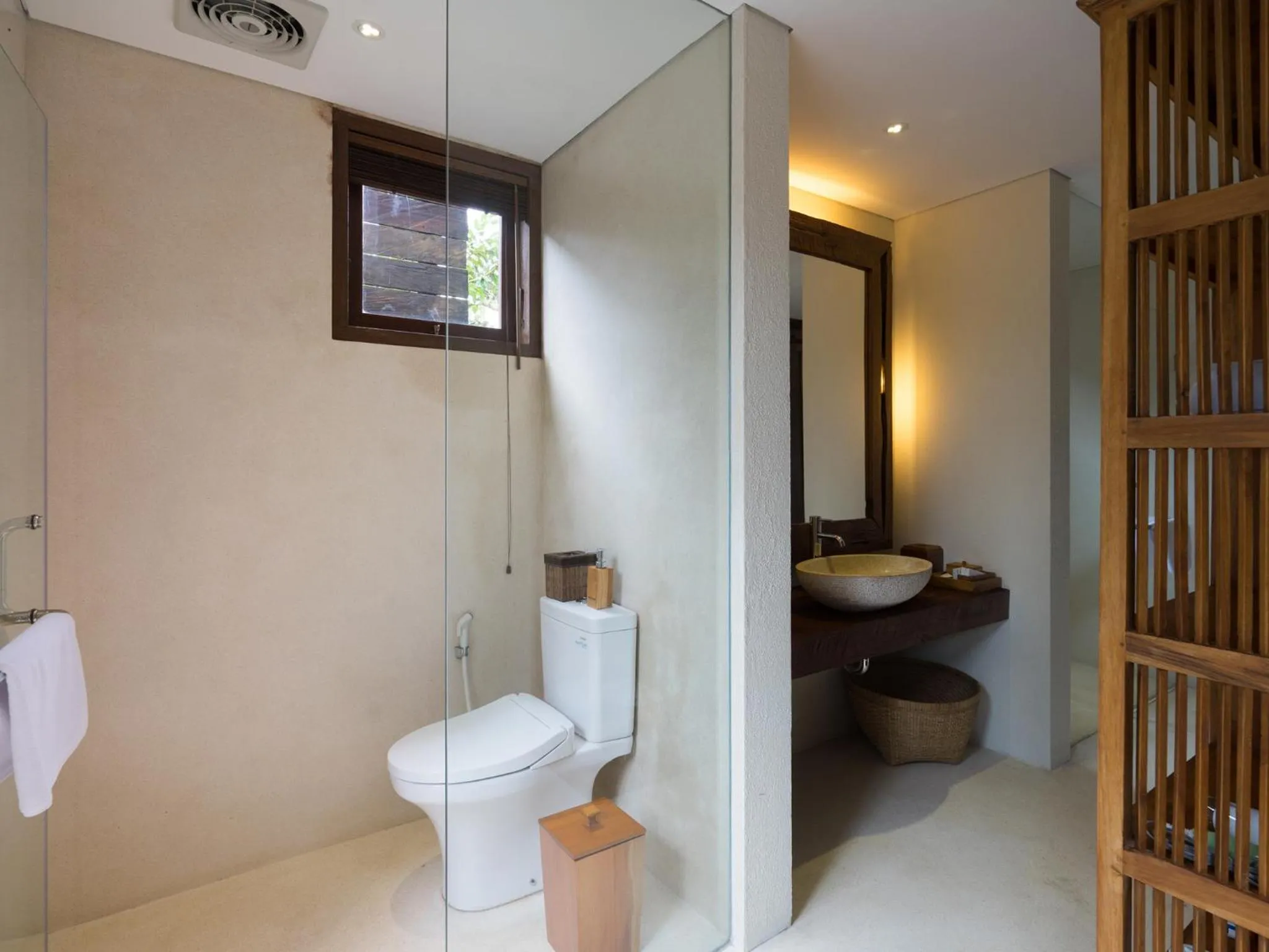 Toilet in Rumah Suweta