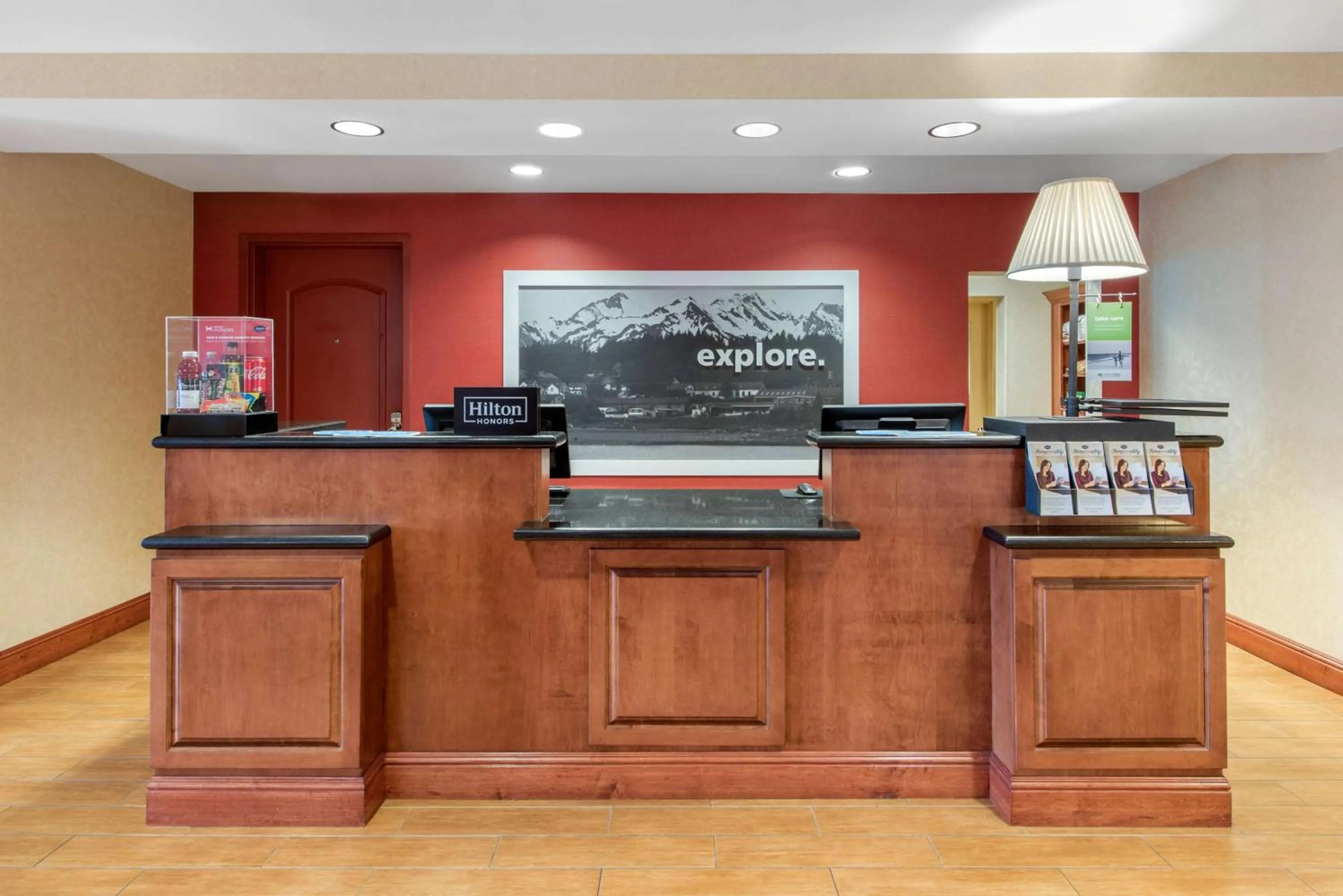 Lobby or reception in Hampton Inn & Suites Arcata