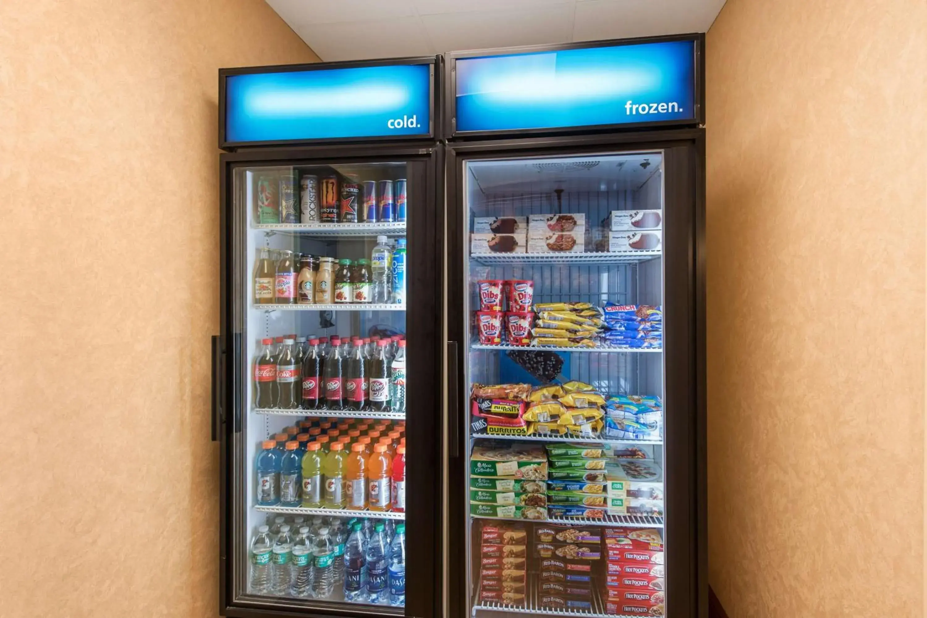 Restaurant/places to eat in Hampton Inn & Suites Arcata Restaurant/places to eat in Hampton Inn & Suites Arcata