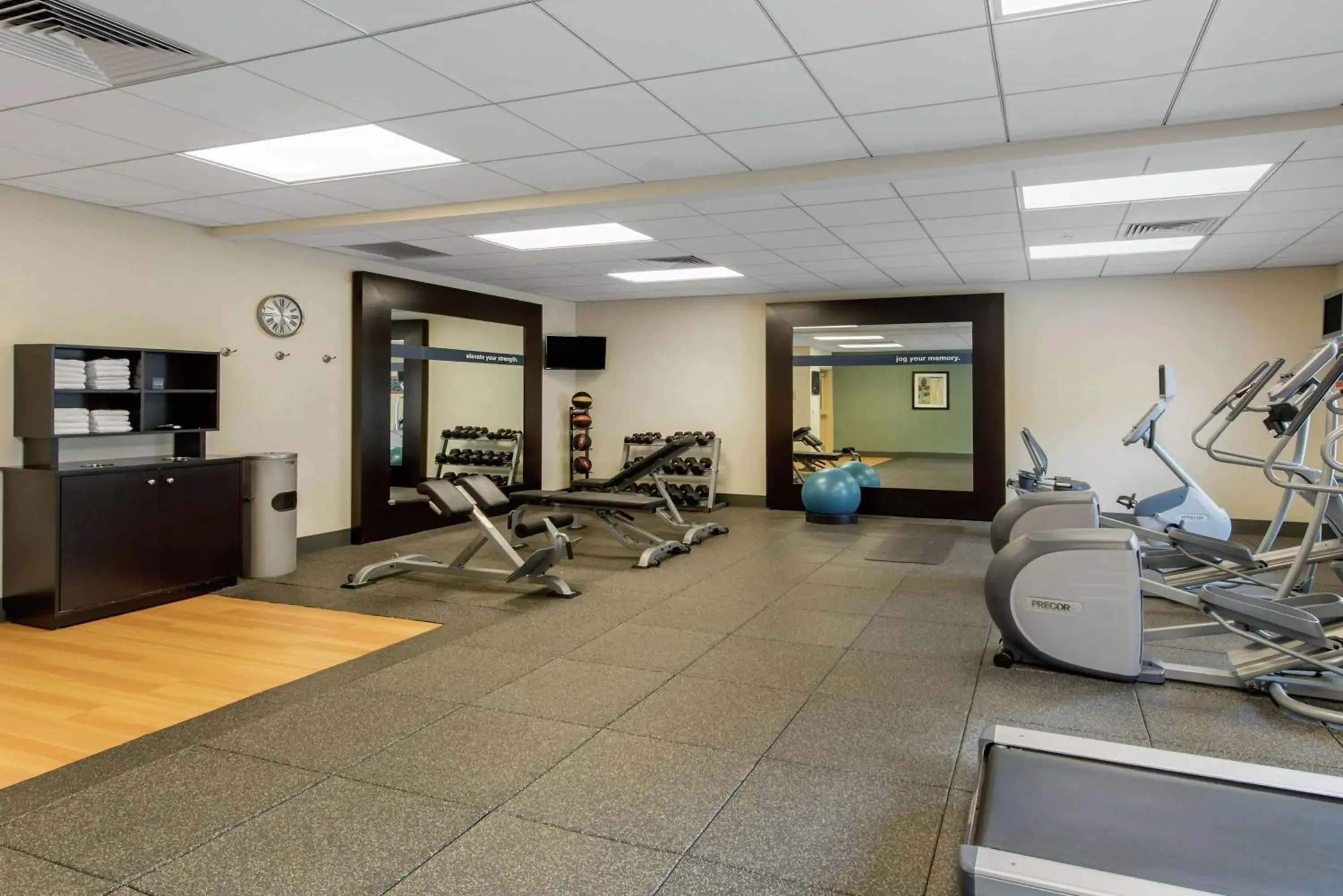 Fitness centre/facilities in Hampton Inn & Suites Arcata Fitness centre/facilities in Hampton Inn & Suites Arcata