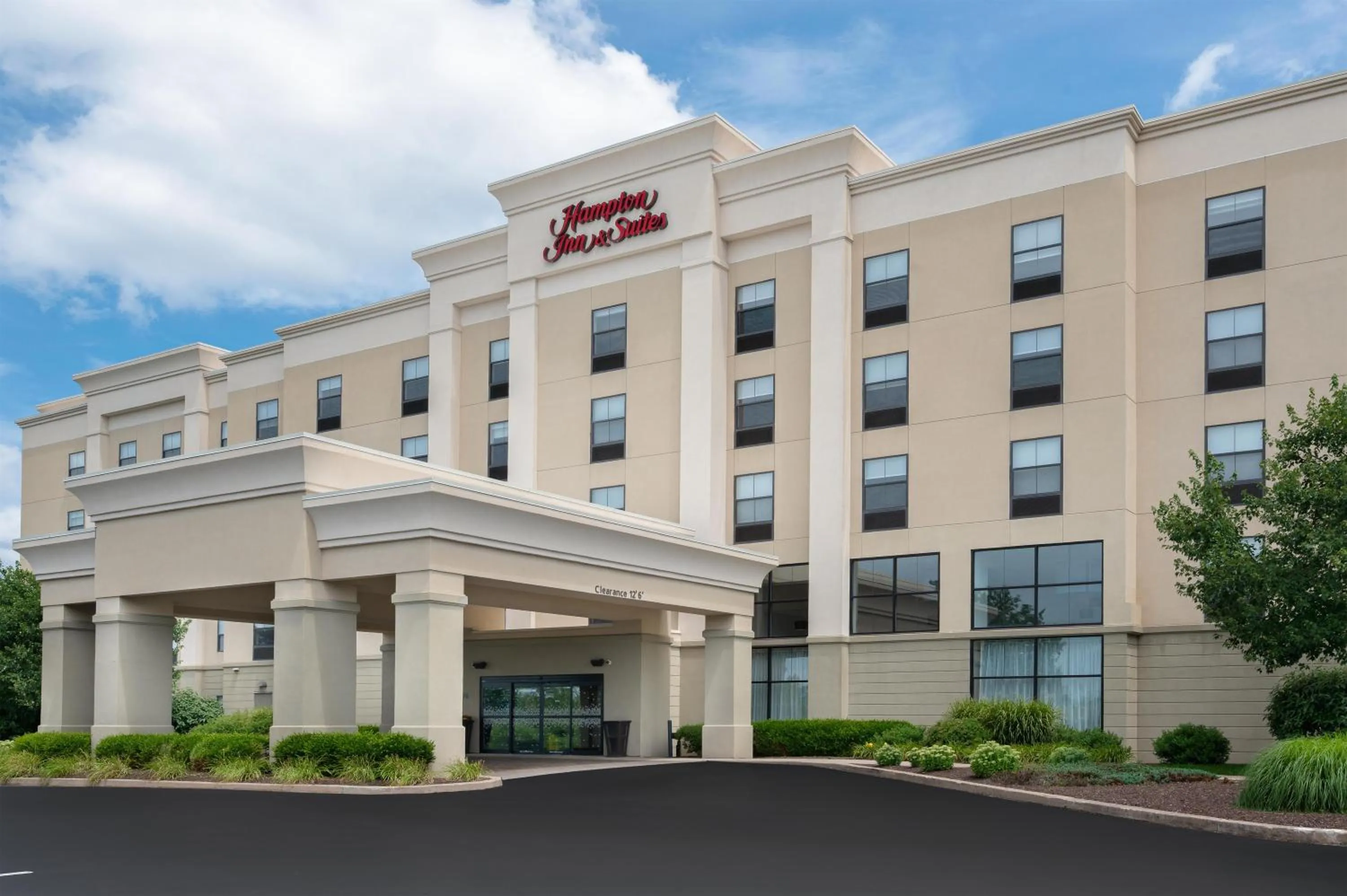 Property building in Hampton Inn & Suites Wilkes-Barre