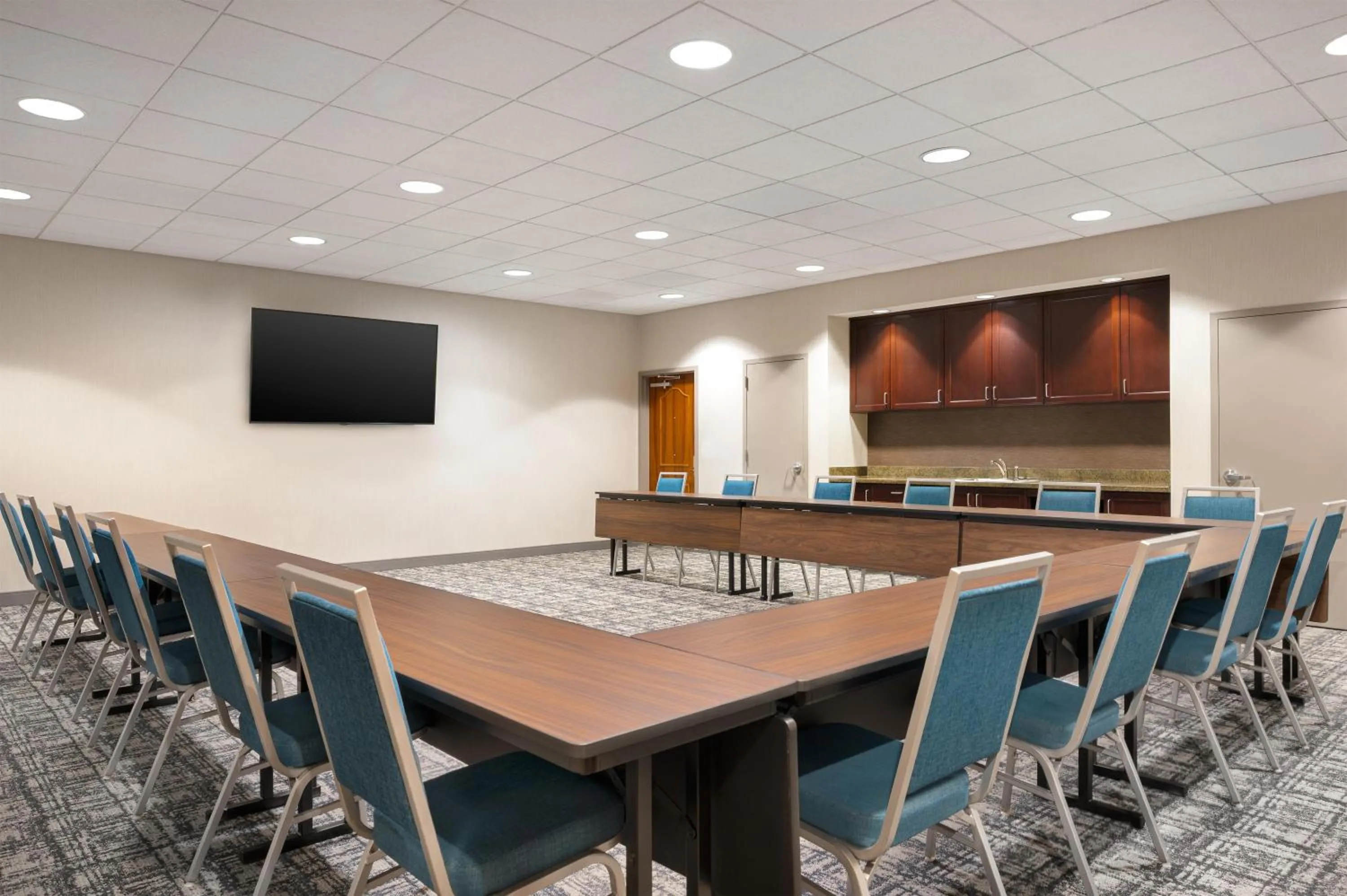 Meeting/conference room in Hampton Inn & Suites Wilkes-Barre