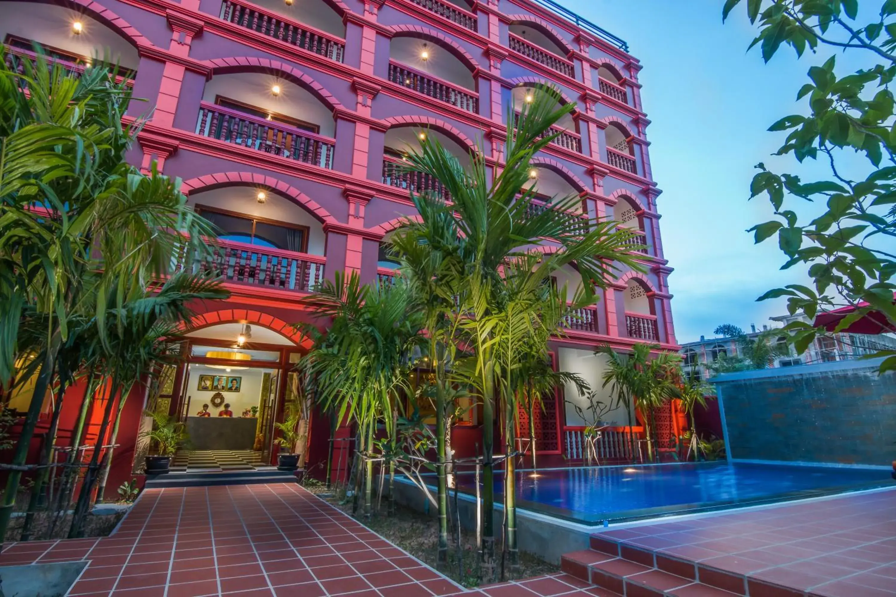 Facade/entrance in Bou Savy Villa Facade/entrance in Bou Savy Villa