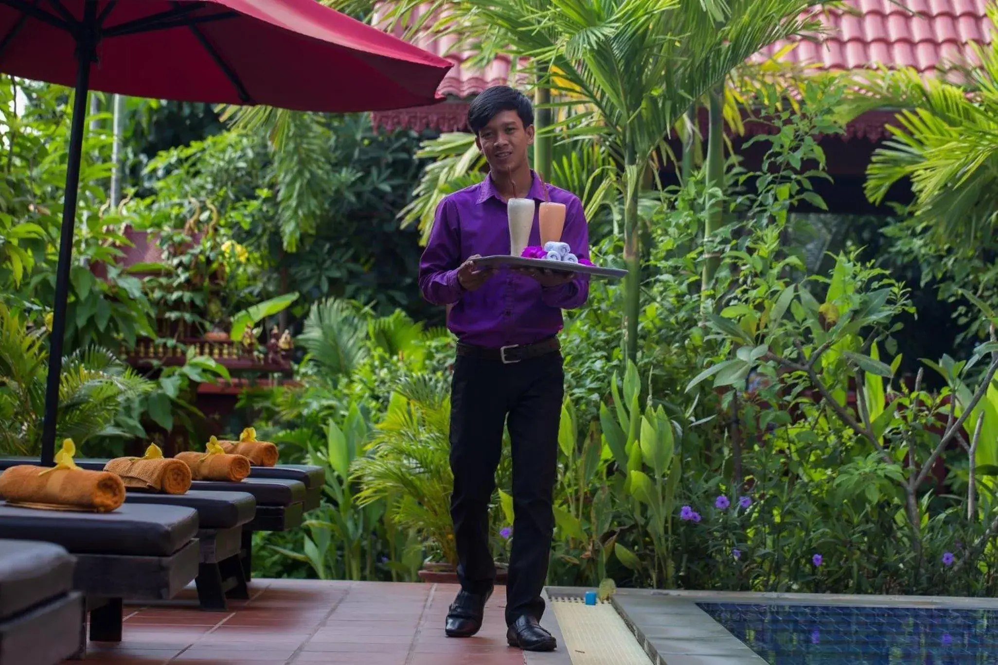 Restaurant/places to eat in Bou Savy Villa Restaurant/places to eat in Bou Savy Villa