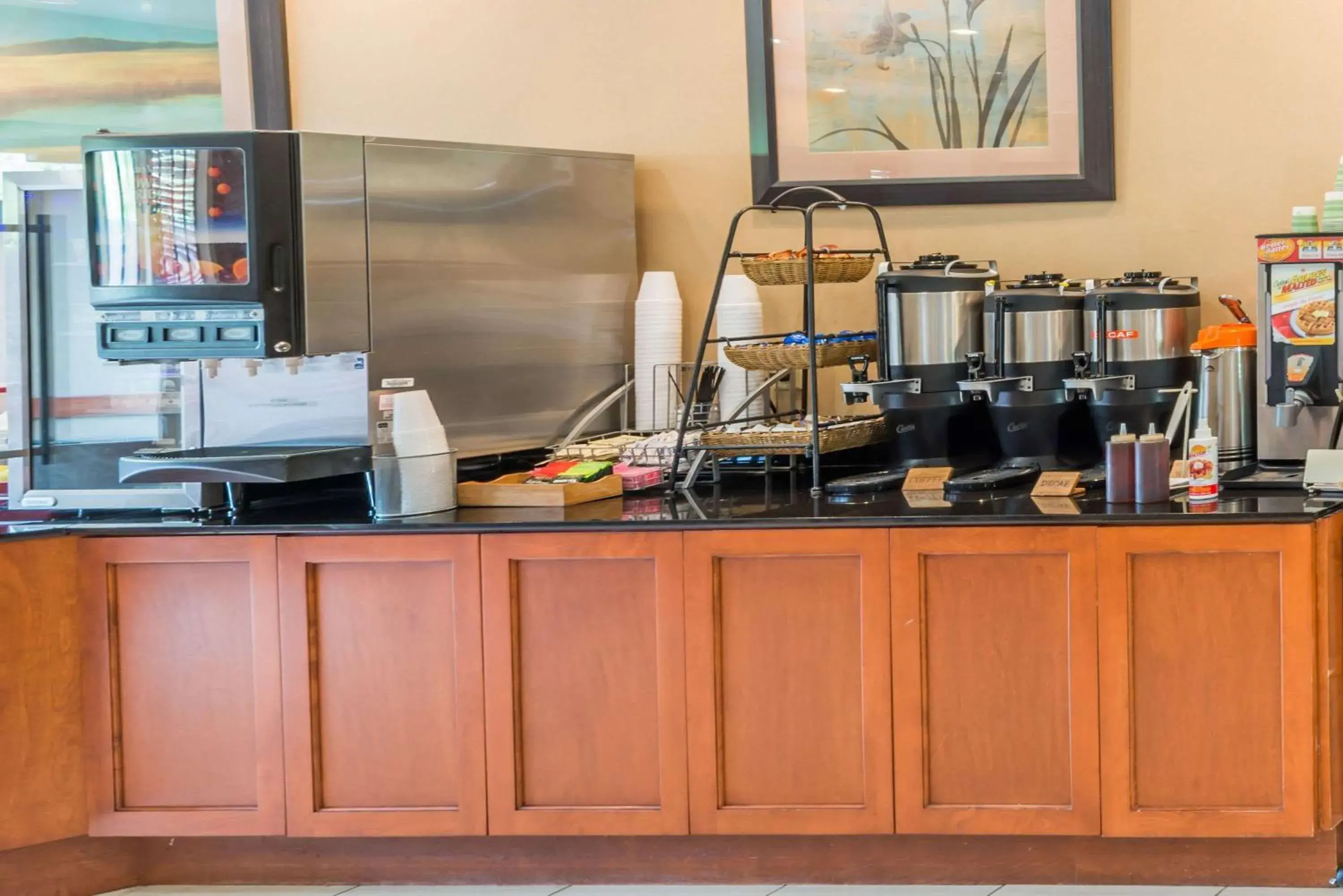 Restaurant/places to eat in Wingate by Wyndham New Braunfels Restaurant/places to eat in Wingate by Wyndham New Braunfels