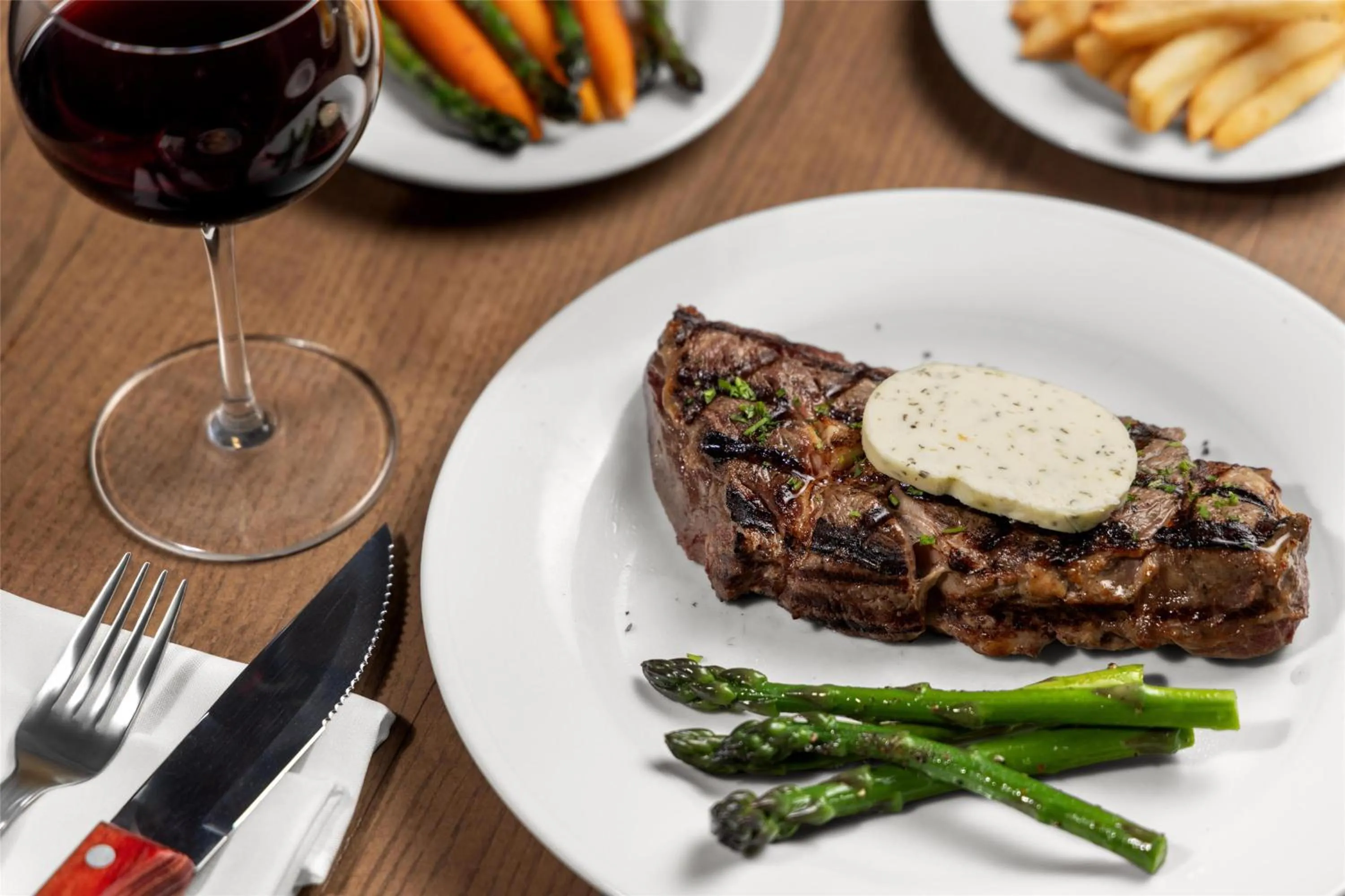 Restaurant/places to eat in Hilton Garden Inn Shirlington