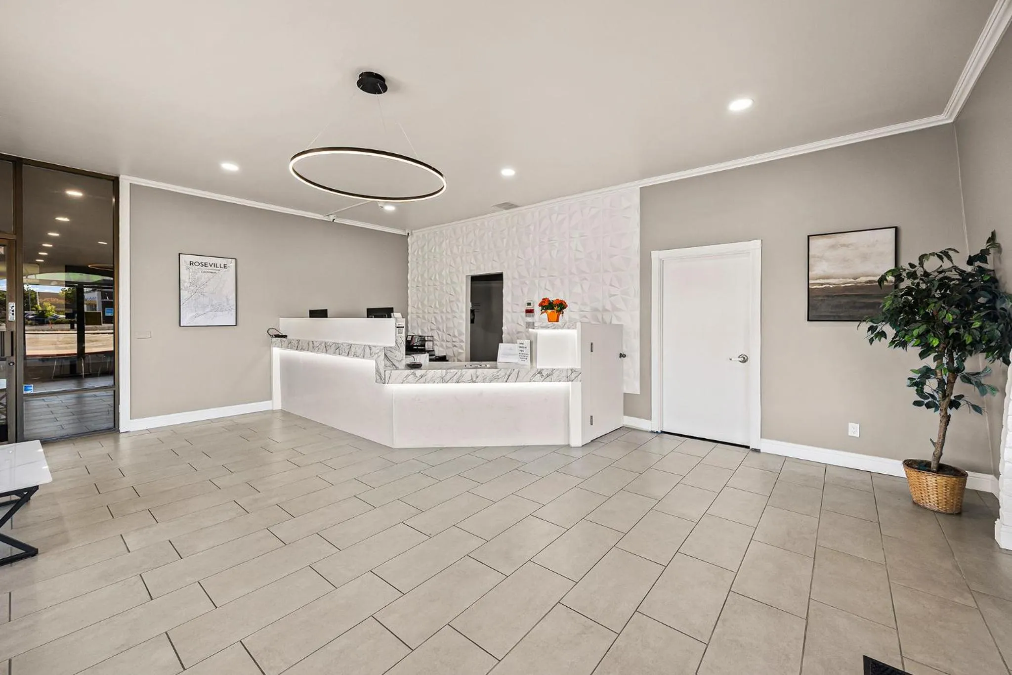 Lobby or reception in Heritage Inn Express Roseville