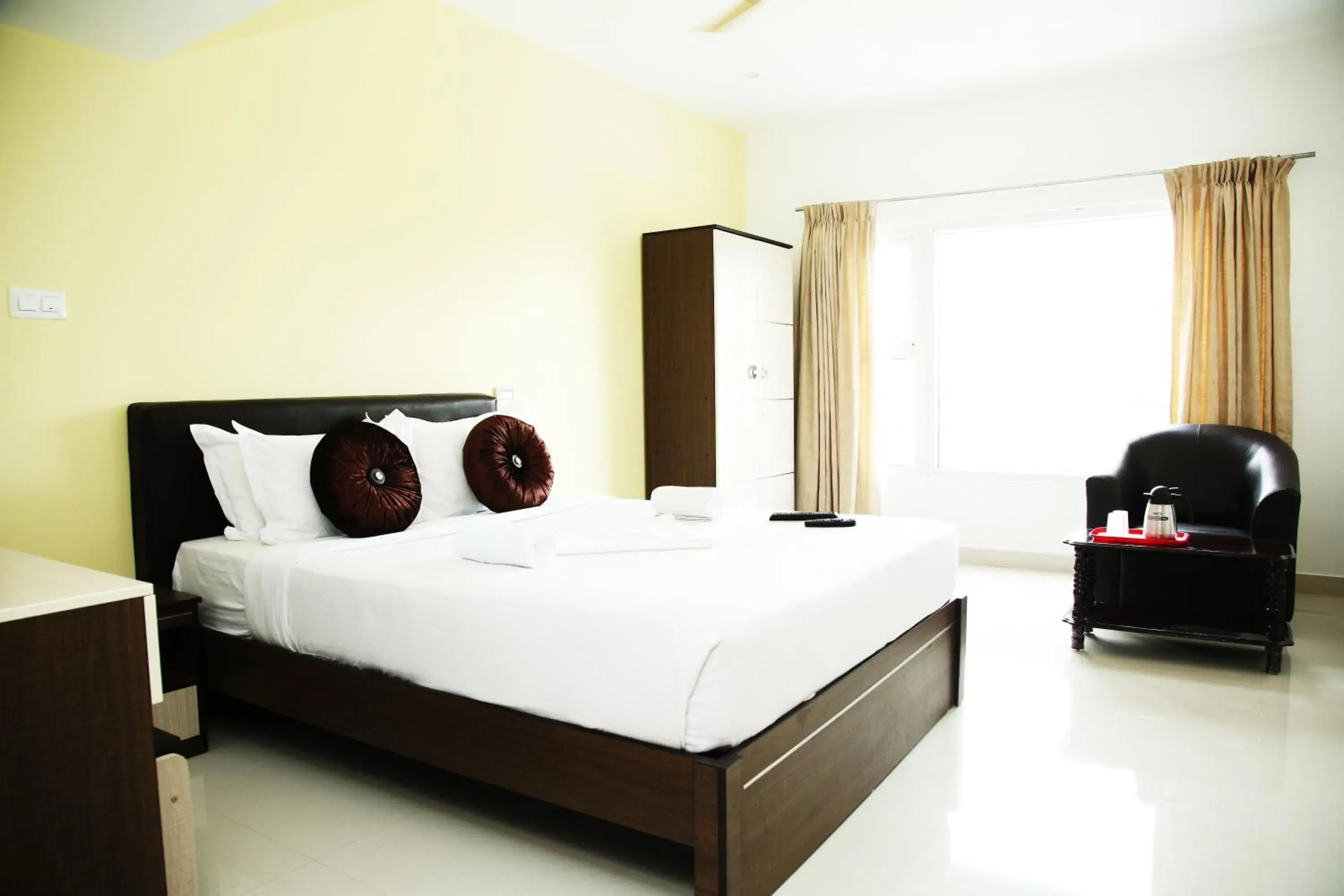 Photo of the whole room, Bed in Rio Grande Residency Photo of the whole room, Bed in Rio Grande Residency