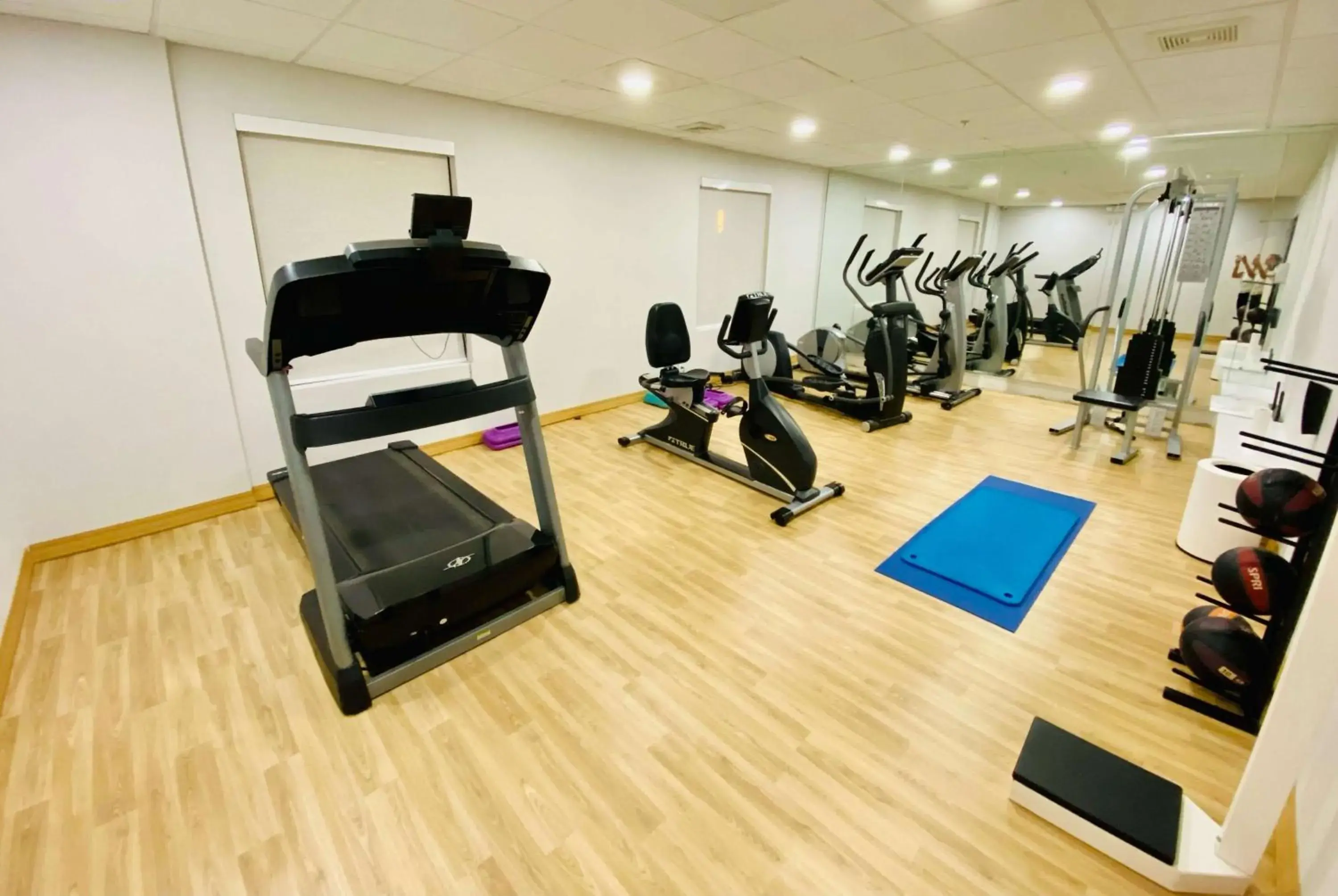 Fitness centre/facilities in La Quinta by Wyndham Mt. Laurel - Philadelphia Fitness centre/facilities in La Quinta by Wyndham Mt. Laurel - Philadelphia