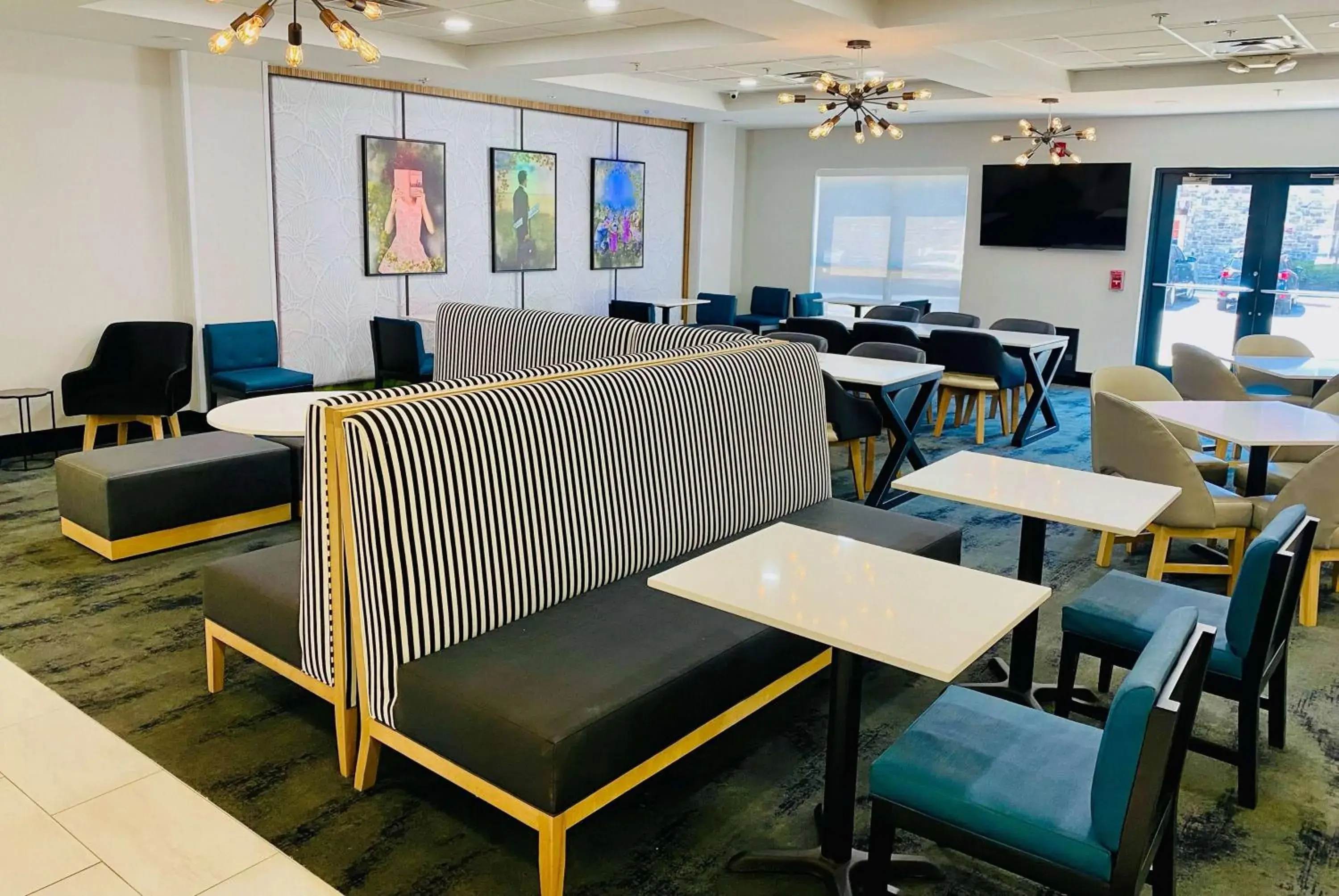 Restaurant/places to eat in La Quinta by Wyndham Mt. Laurel - Philadelphia Restaurant/places to eat in La Quinta by Wyndham Mt. Laurel - Philadelphia