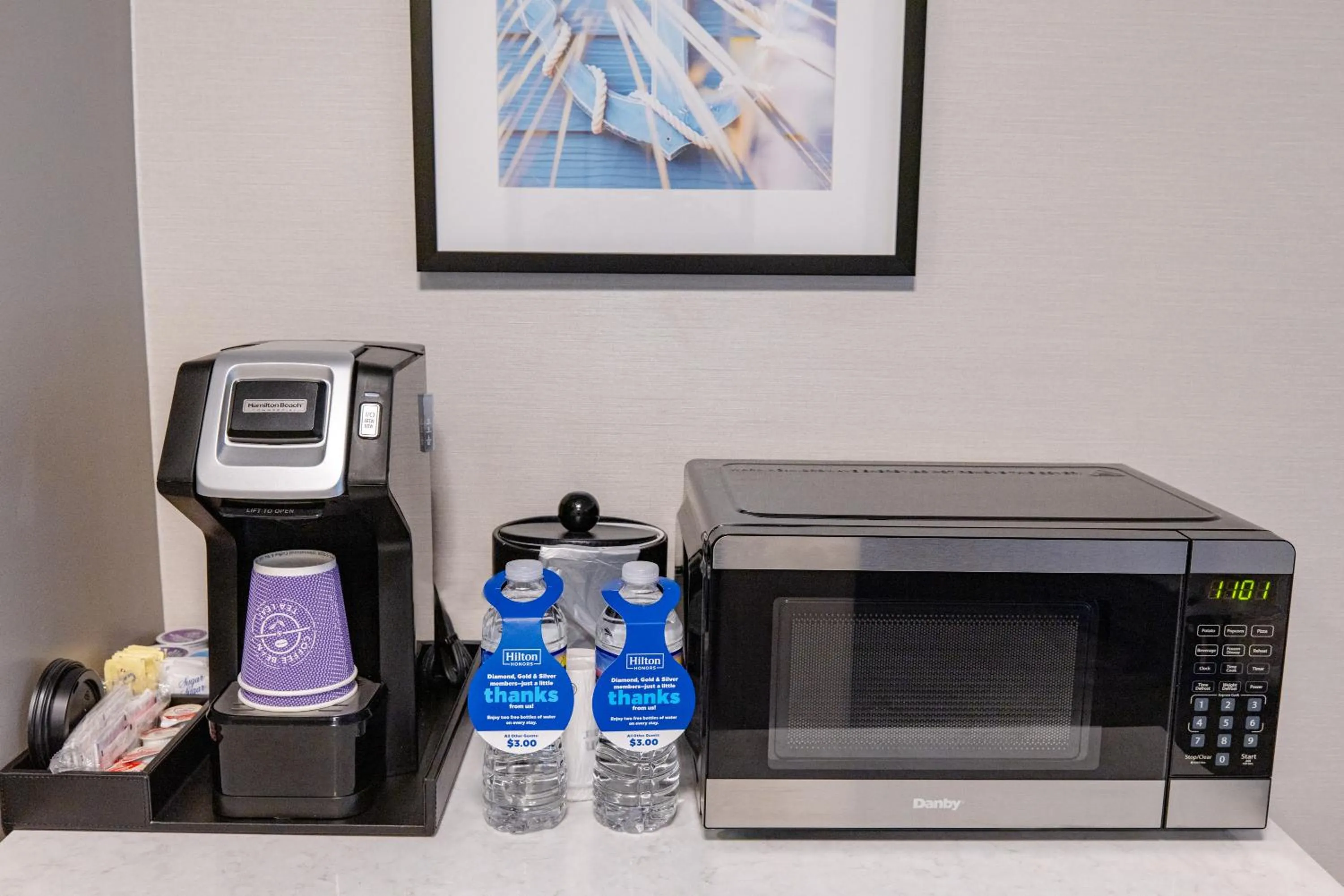 Coffee/tea facilities in Hilton Garden Inn Lakewood