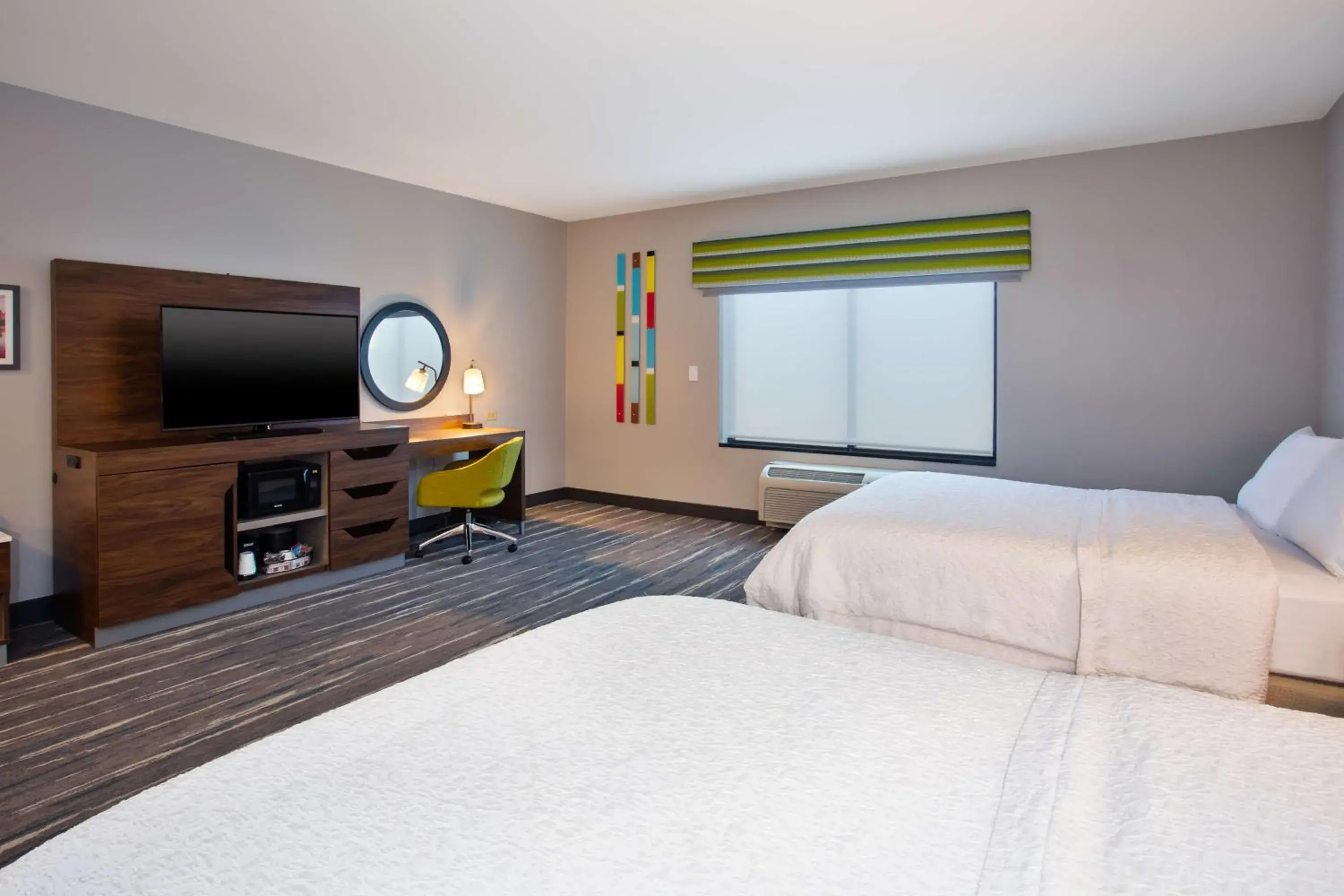 Studio with Two Queen Beds and Bath Tub - Mobility and Hearing Access/Non-Smoking in Hampton Inn & Suites Athens/Interstate 65 Studio with Two Queen Beds and Bath Tub - Mobility and Hearing Access/Non-Smoking in Hampton Inn & Suites Athens/Interstate 65