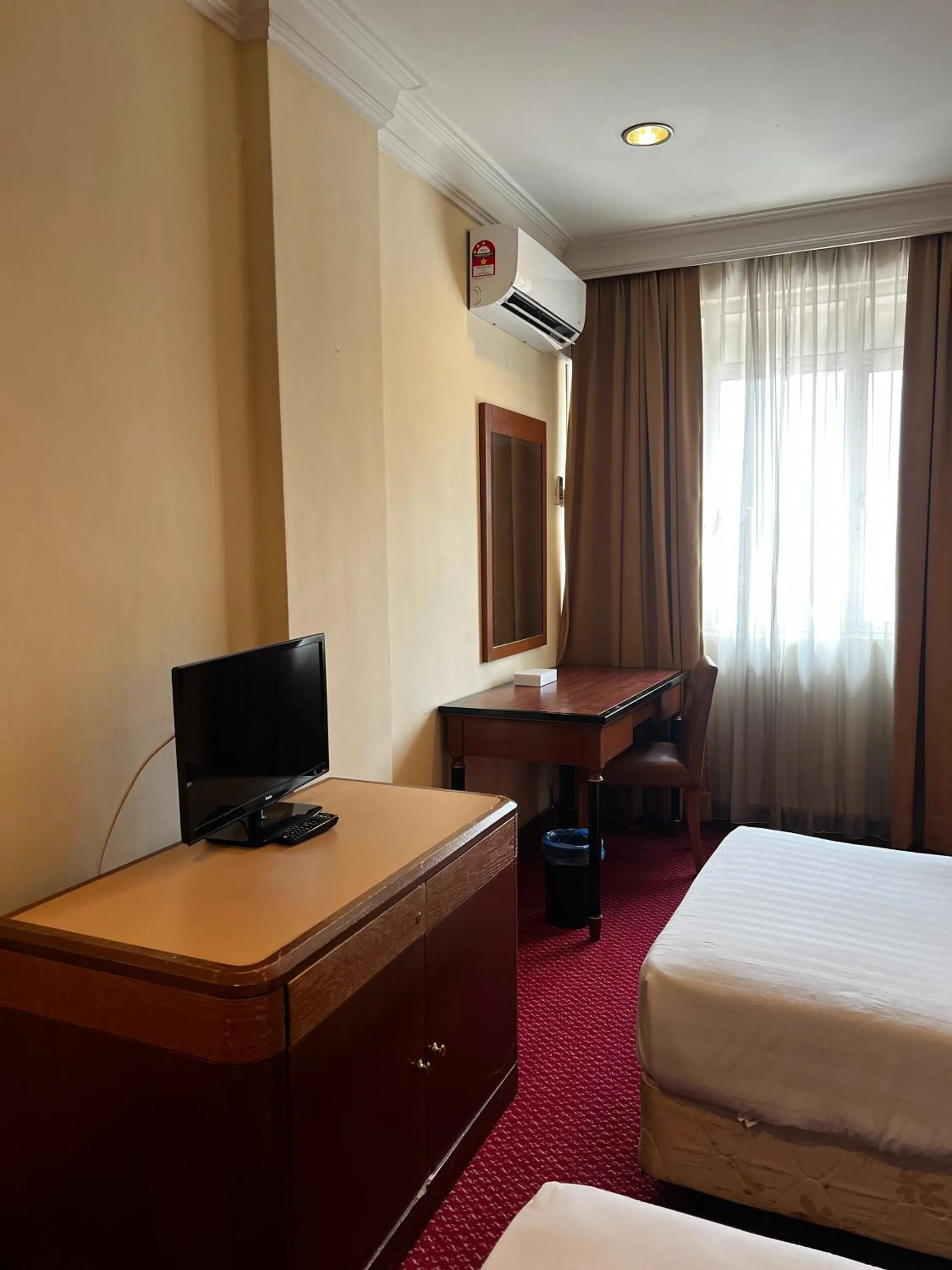 TV and multimedia in Grand Pacific Hotel PWTC