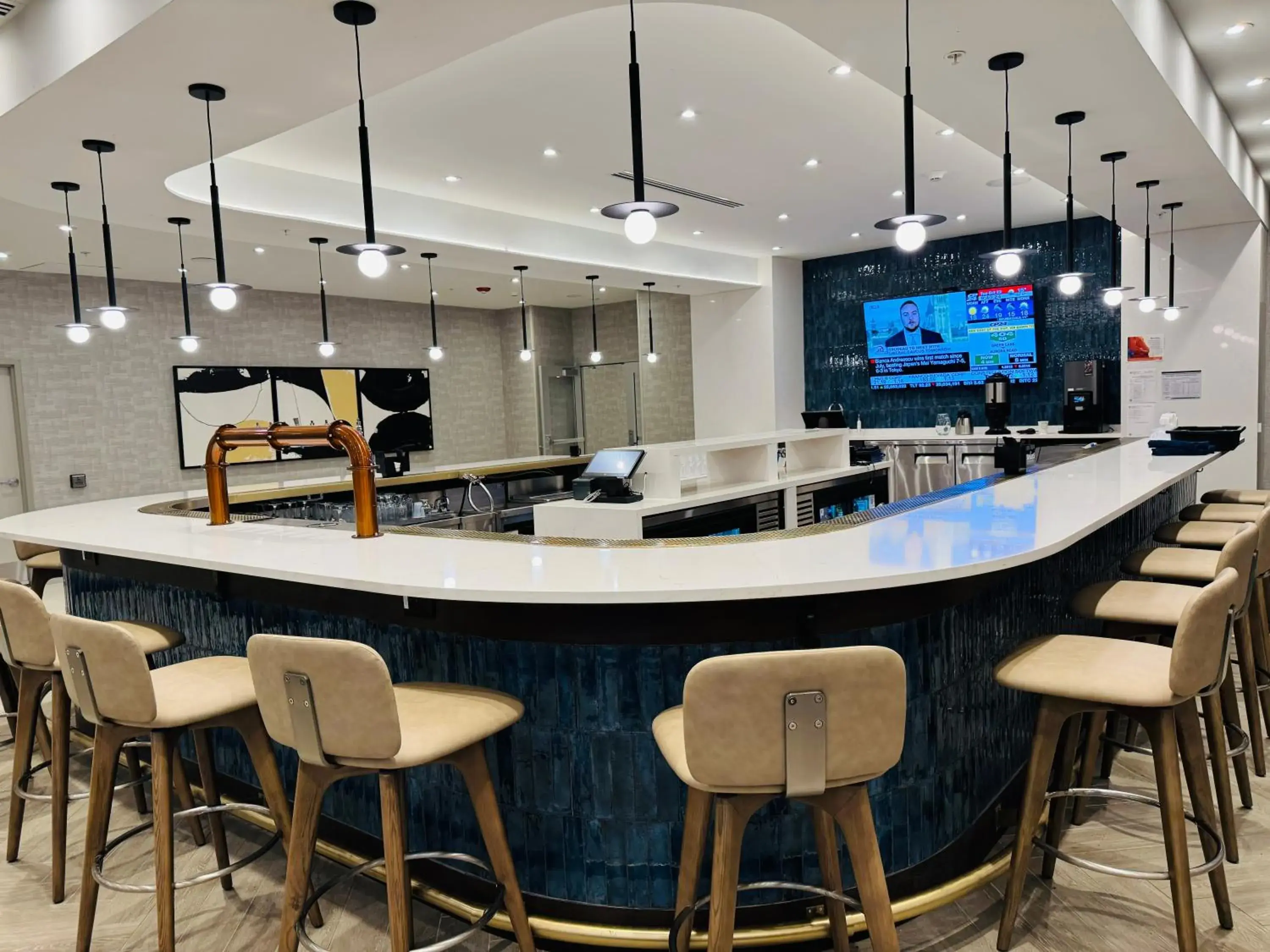 Restaurant/places to eat in Holiday Inn Burlington Conference Centre by IHG Restaurant/places to eat in Holiday Inn Burlington Conference Centre by IHG