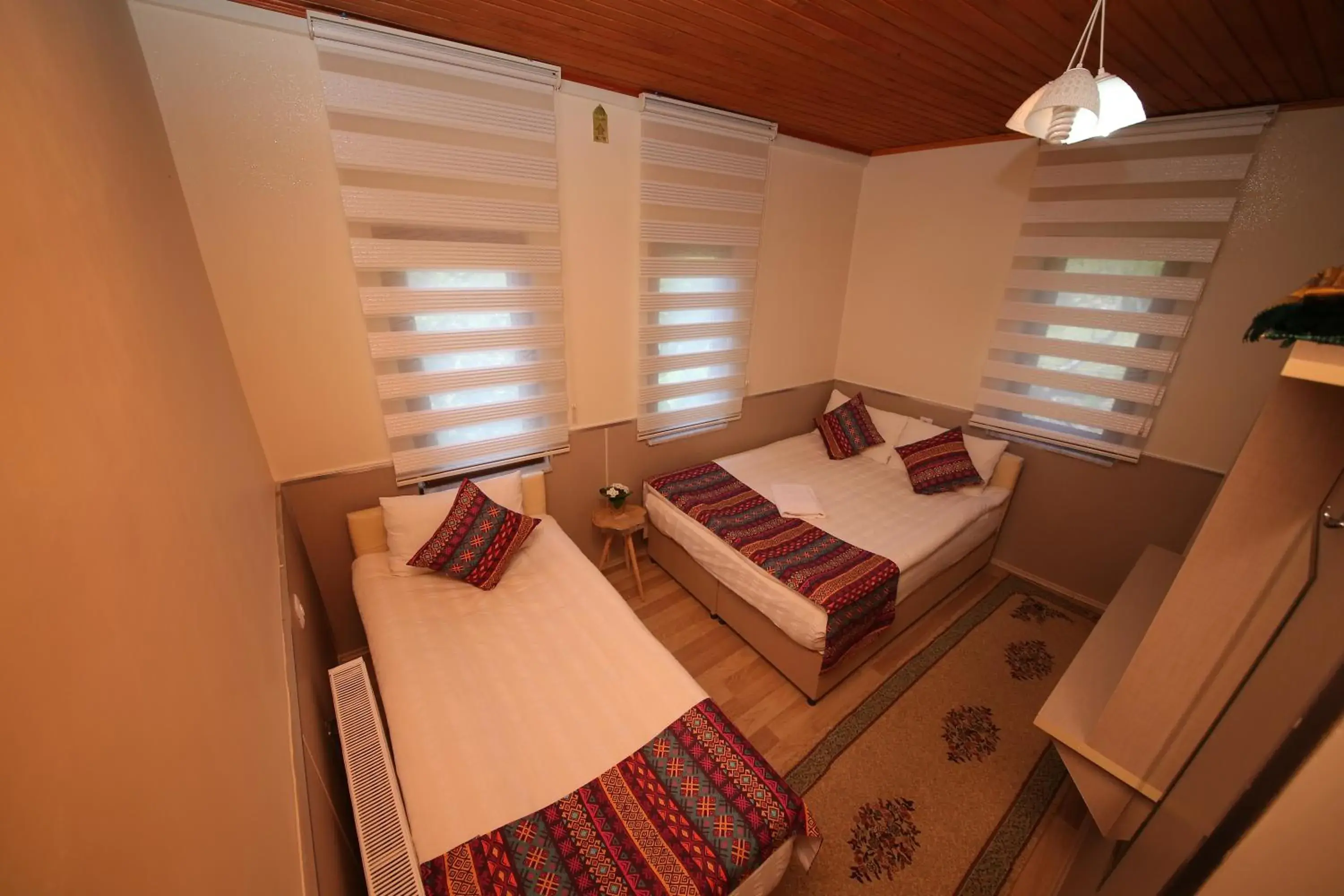Triple Room in Emiroğlu Konak Otel Triple Room in Emiroğlu Konak Otel