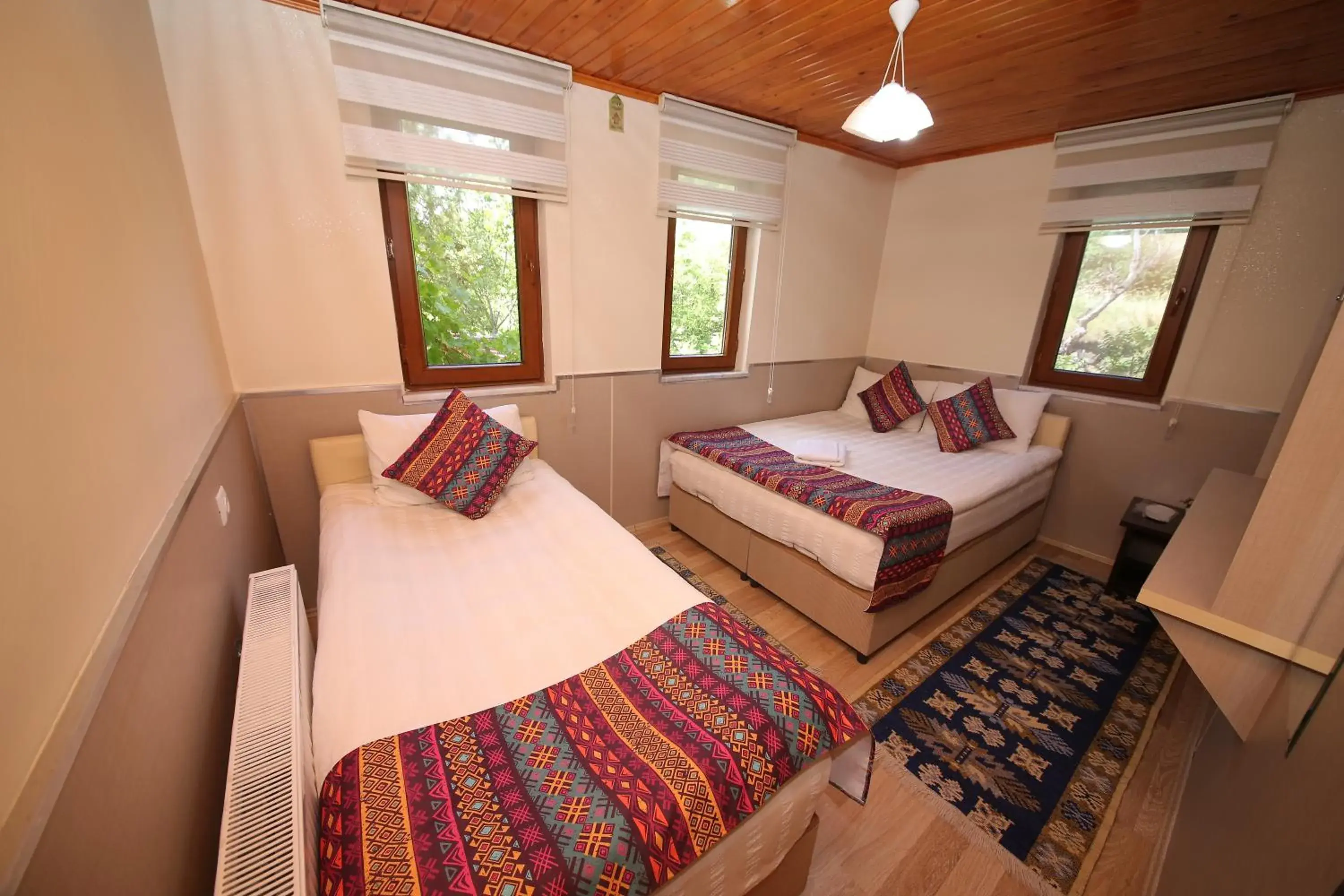 Triple Room in Emiroğlu Konak Otel Triple Room in Emiroğlu Konak Otel