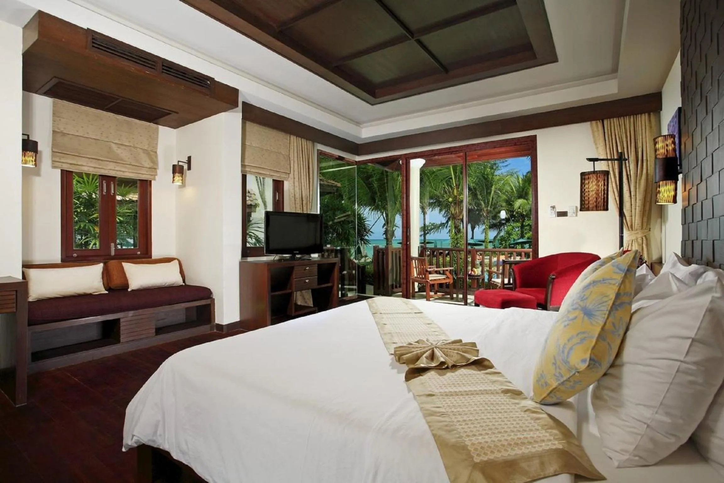 Bedroom, Bed in Khaolak Bayfront Resort