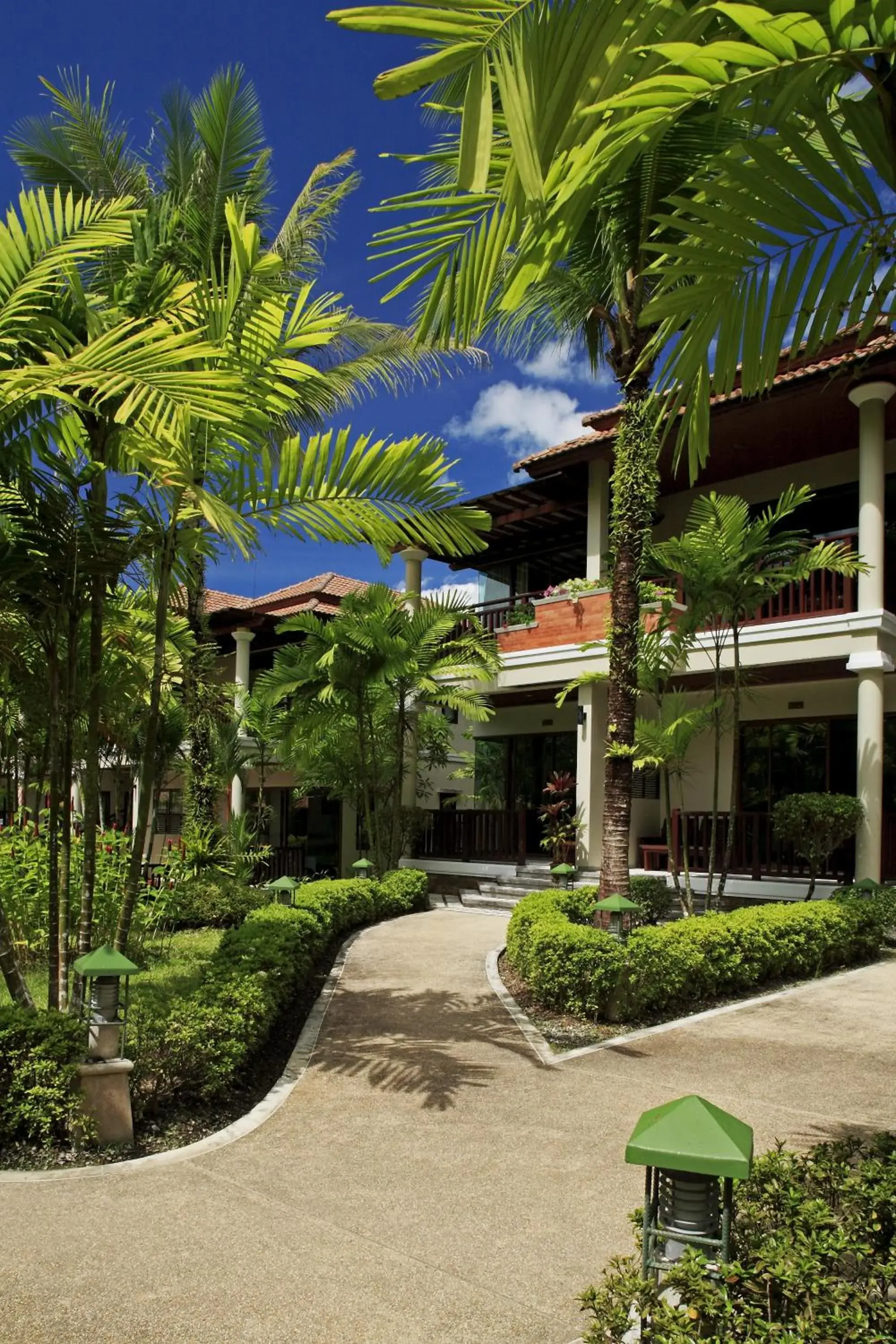 Facade/entrance in Khaolak Bayfront Resort Facade/entrance in Khaolak Bayfront Resort