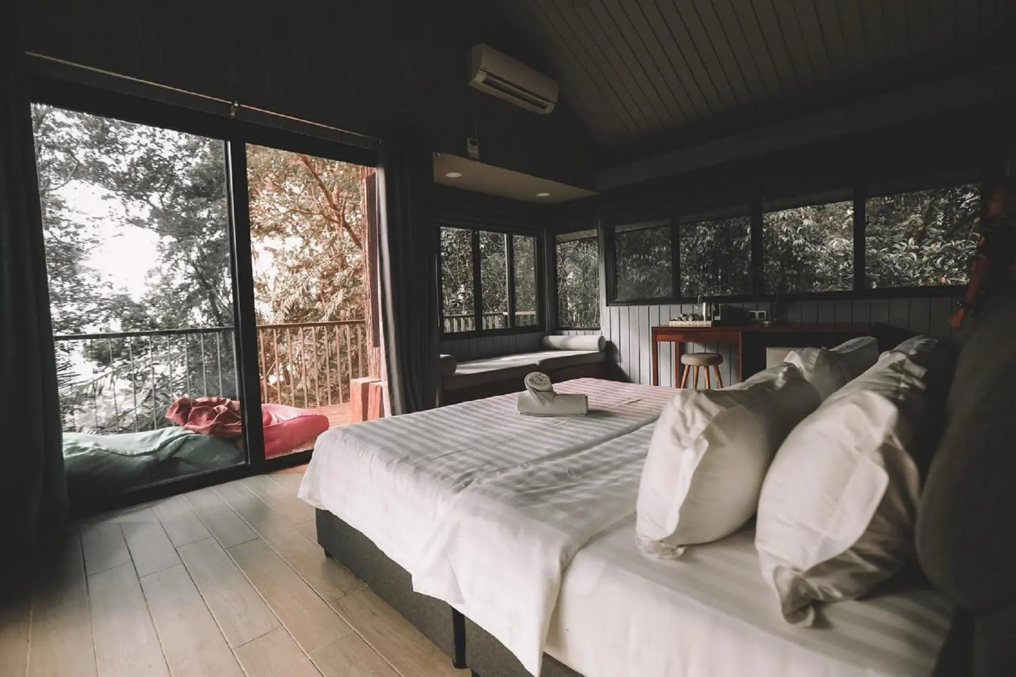 Bed in Permai Rainforest Resort