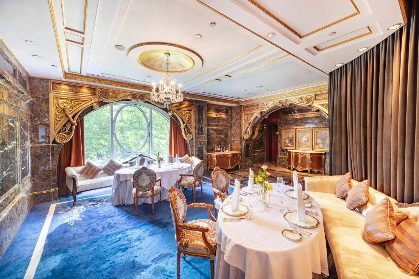 Restaurant/places to eat in Legendale Hotel Beijing