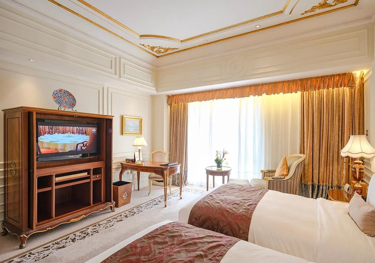 Bedroom, Bed in Legendale Hotel Beijing