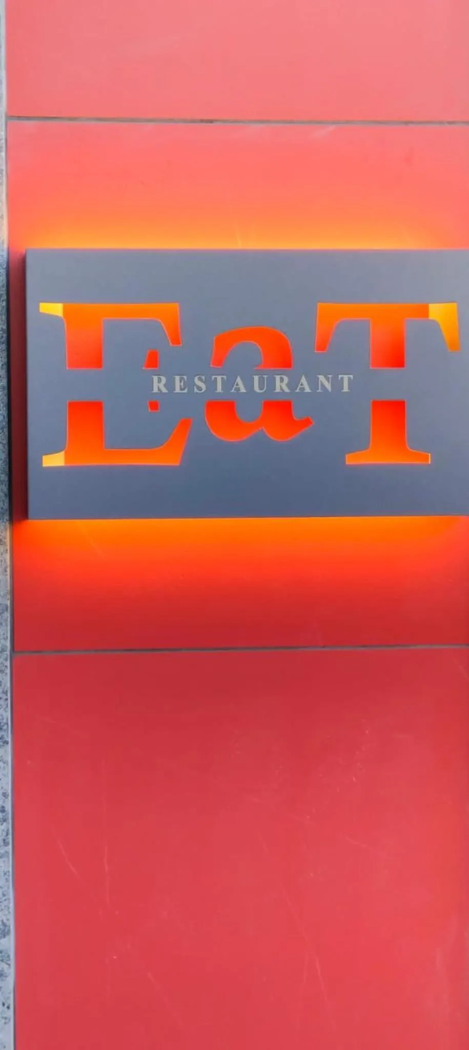Restaurant/places to eat in Traldi Resort