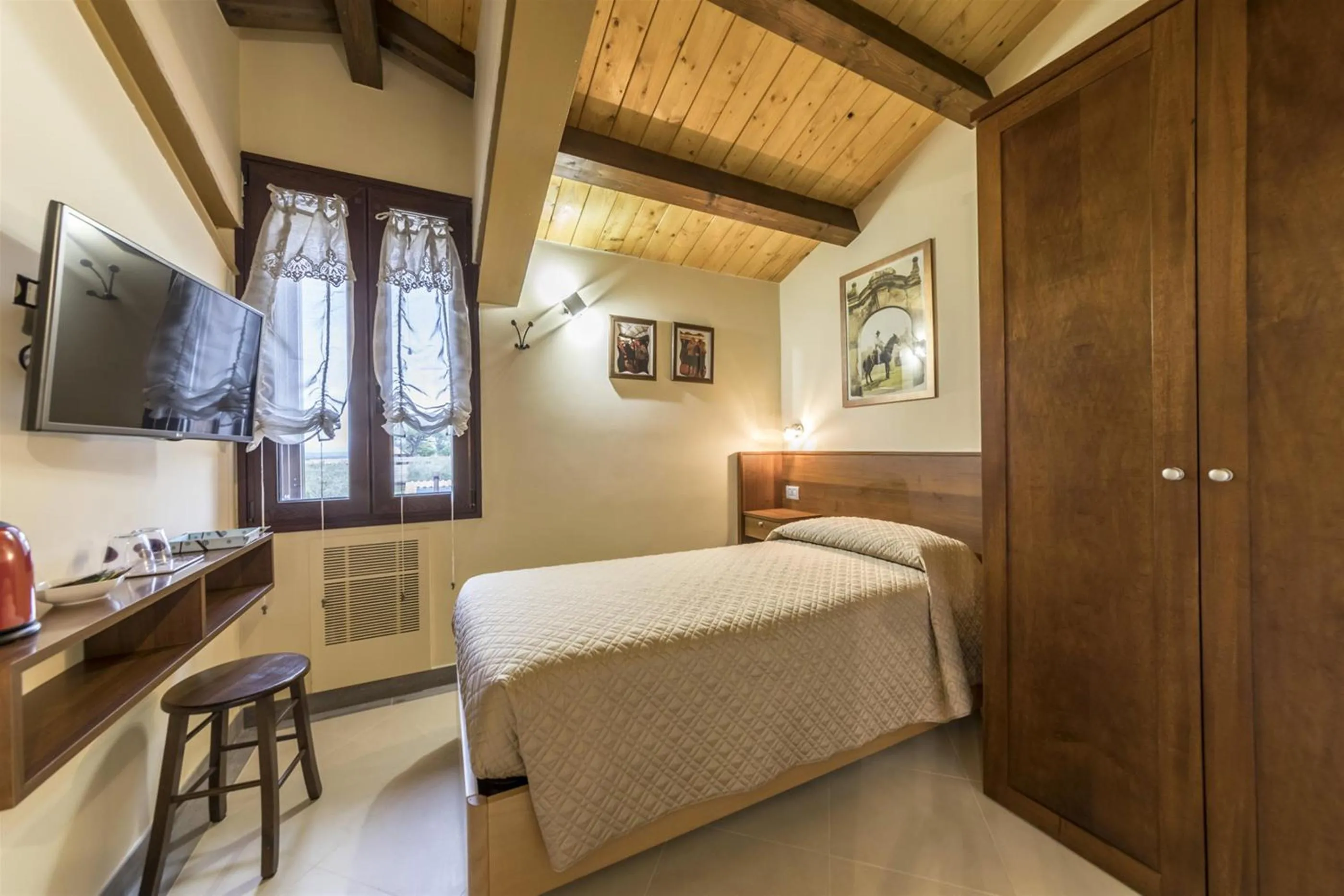 Bed in Traldi Resort