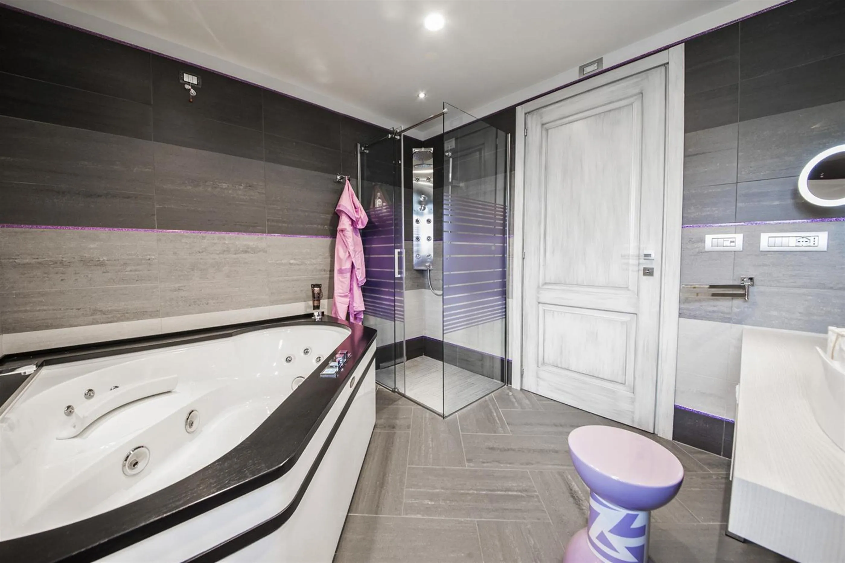 Bathroom in Traldi Resort