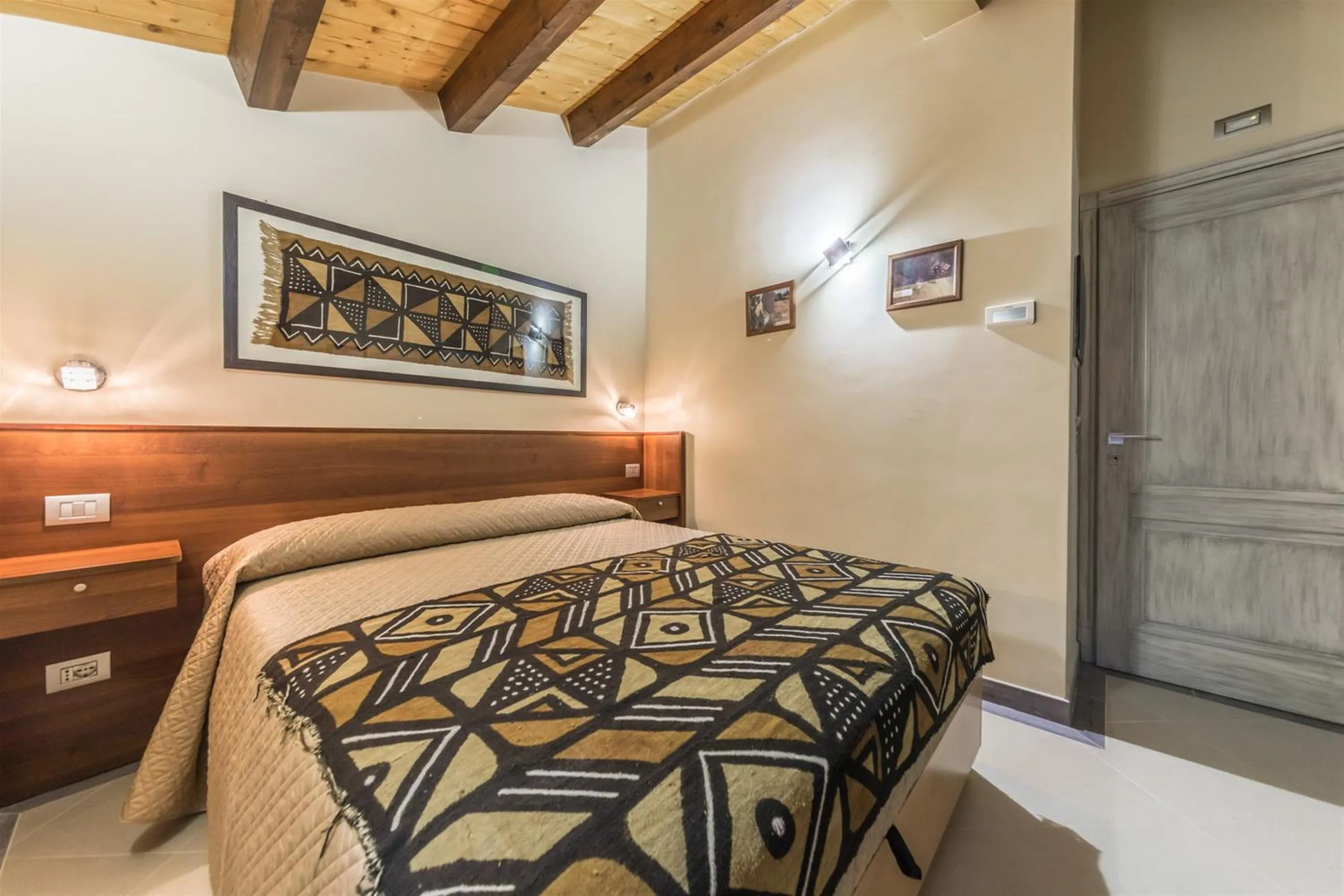 Bed in Traldi Resort