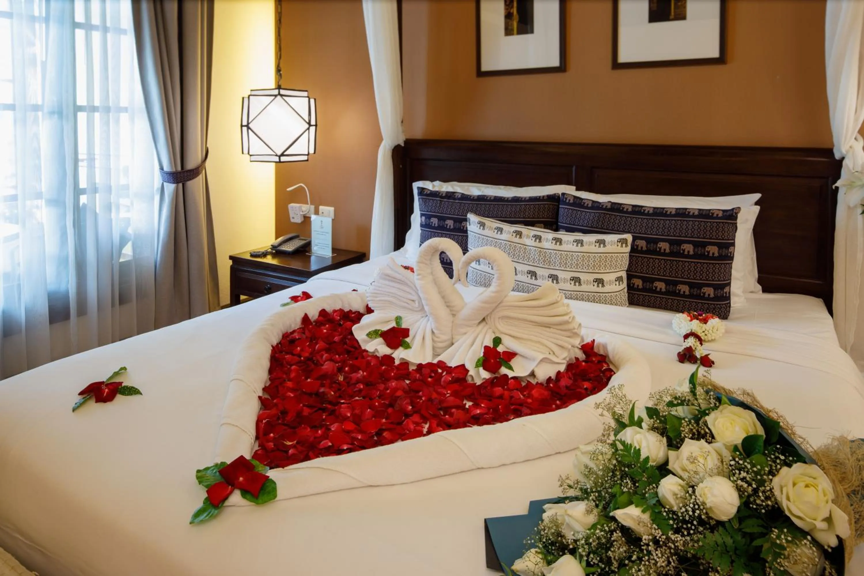 Bed in Vdara Pool Resort Spa Chiang Mai