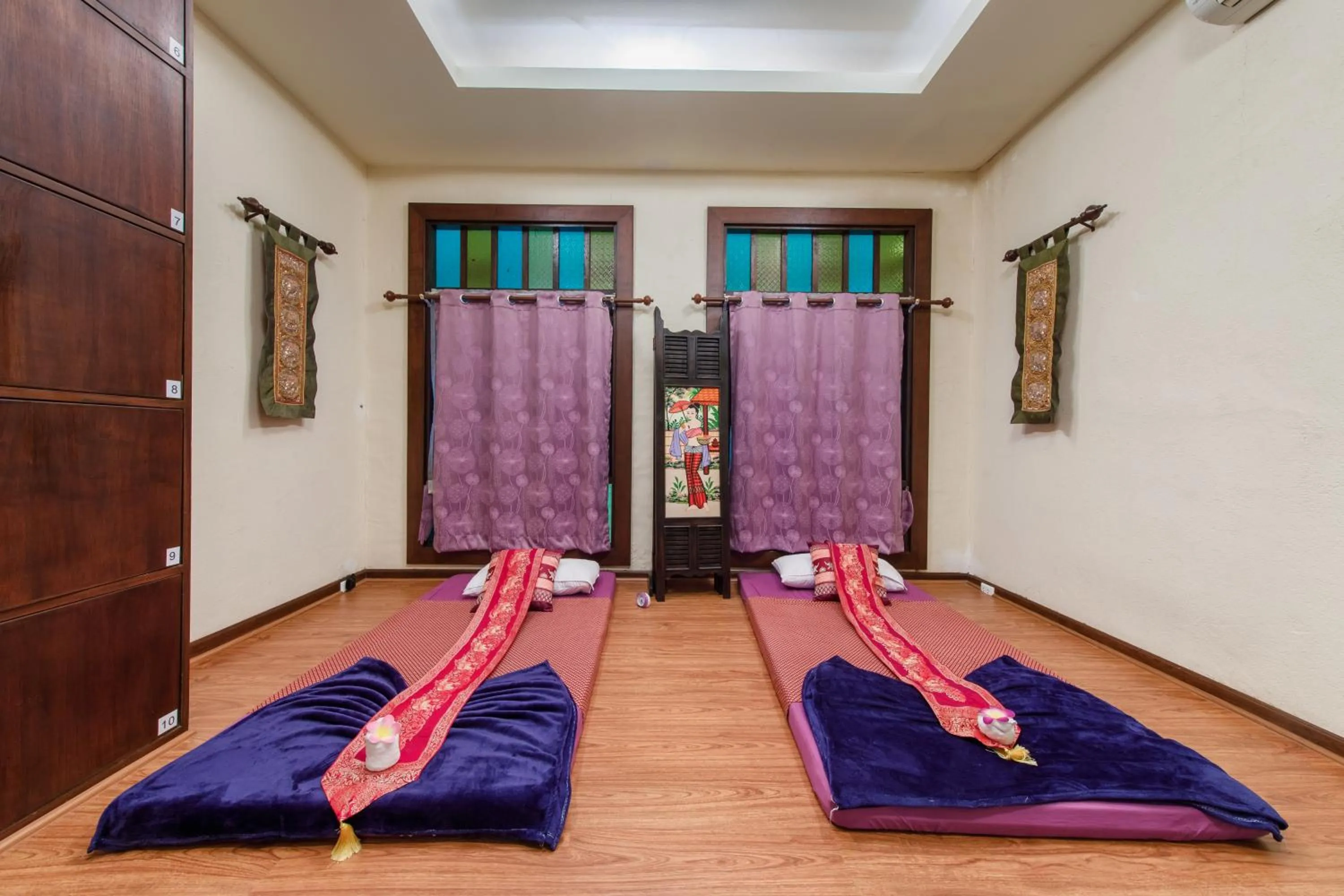 Bed in Vdara Pool Resort Spa Chiang Mai