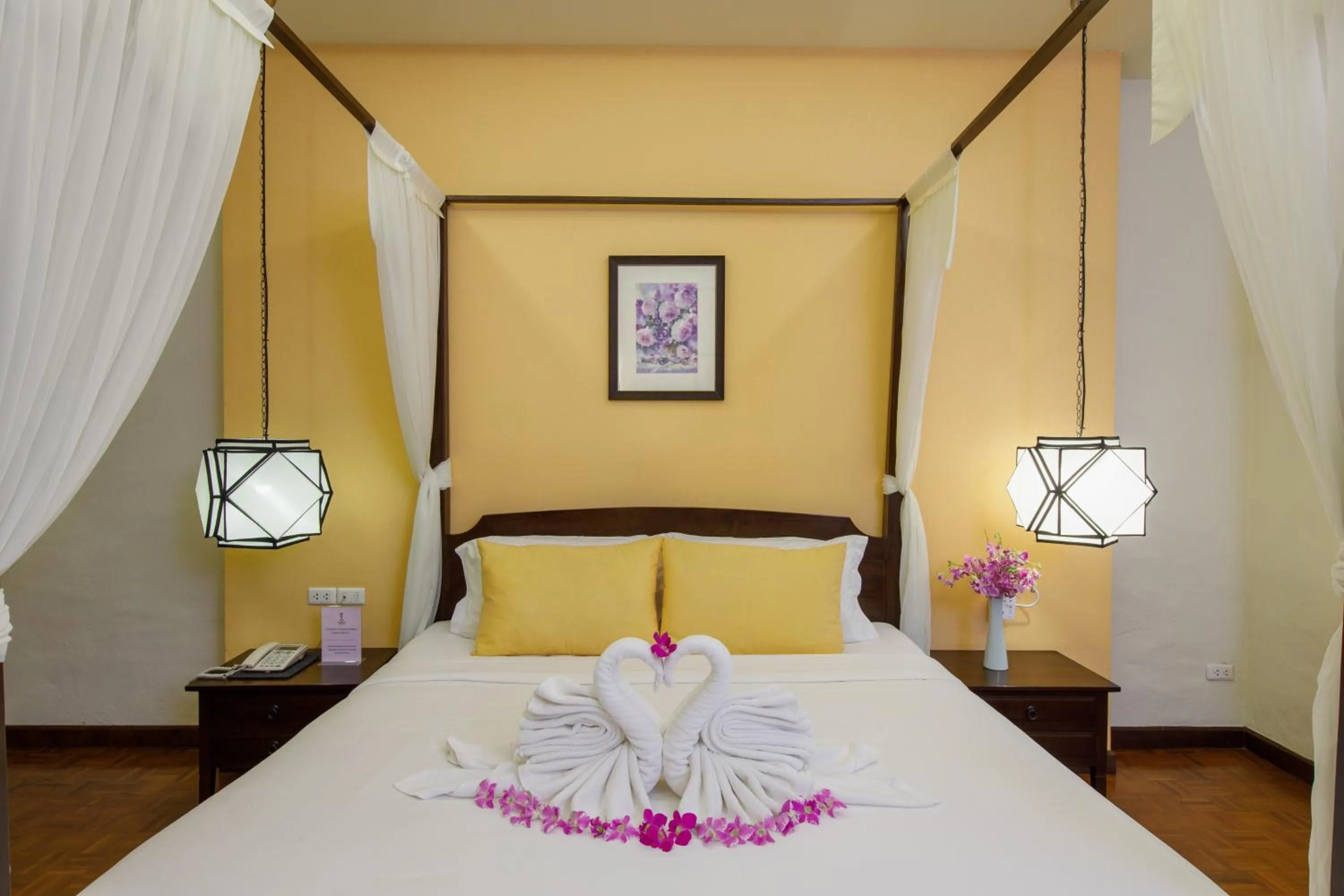 Bed in Vdara Pool Resort Spa Chiang Mai