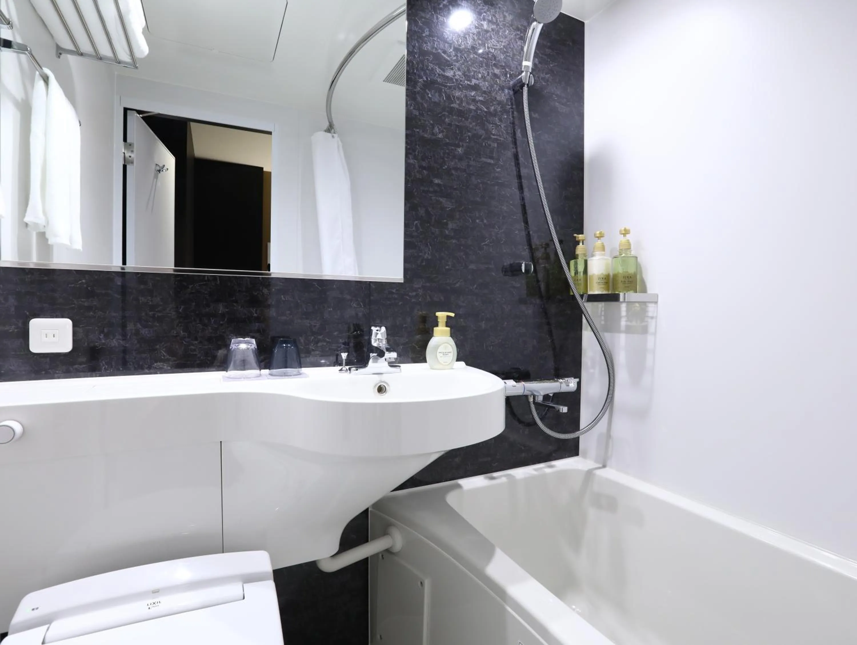 Bathroom in KOKO HOTEL Kyoto Shijo Karasuma - formerly Hotel Wing International Kyoto - Shijo Karasuma