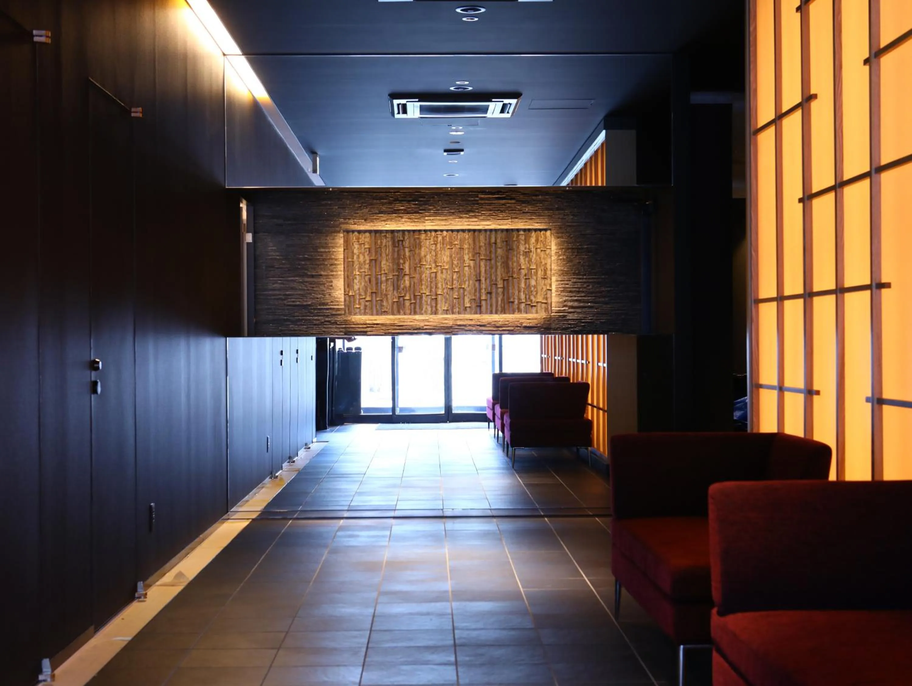 Lobby or reception in KOKO HOTEL Kyoto Shijo Karasuma - formerly Hotel Wing International Kyoto - Shijo Karasuma