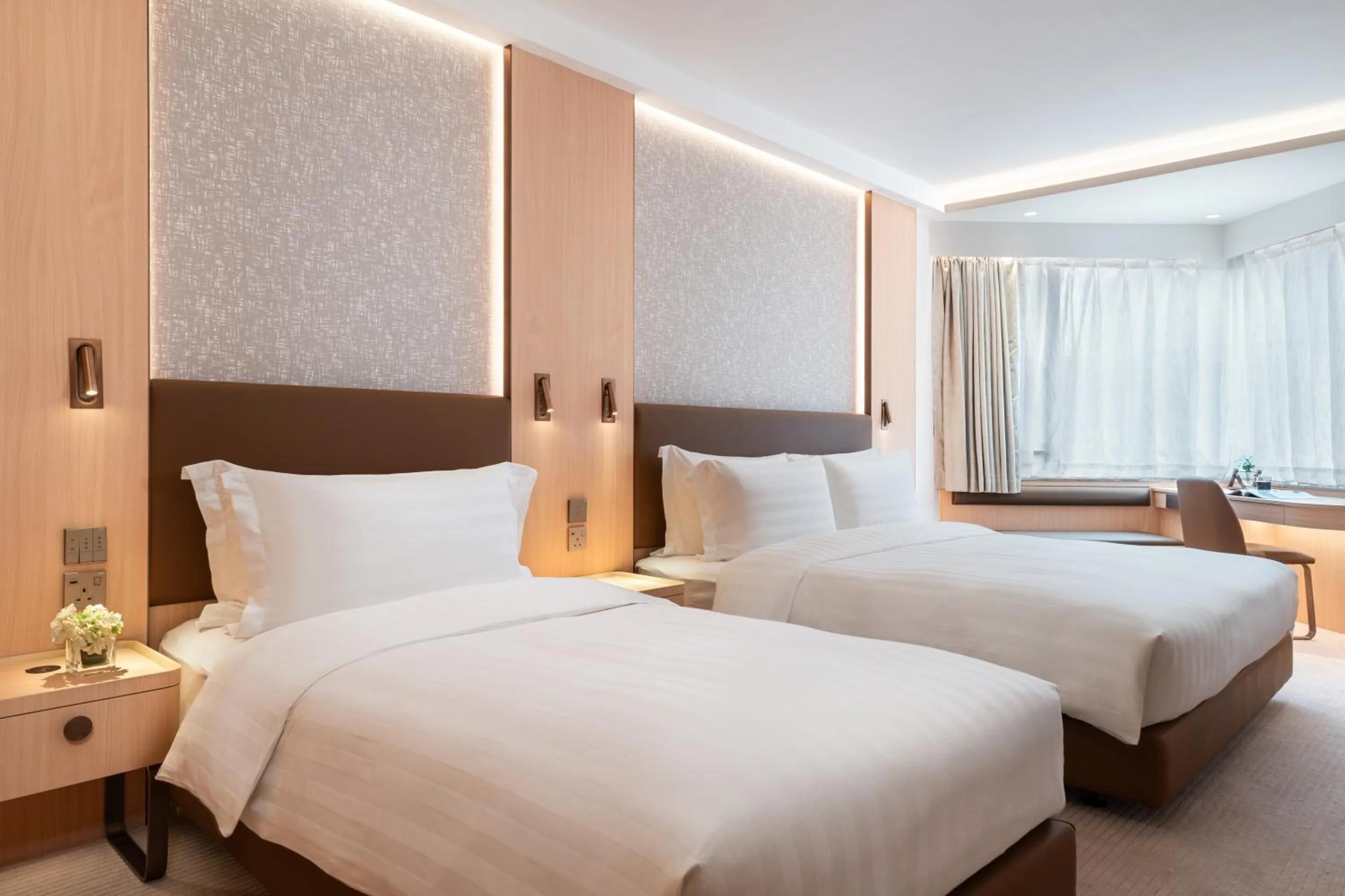 Bed in The Kimberley Hotel