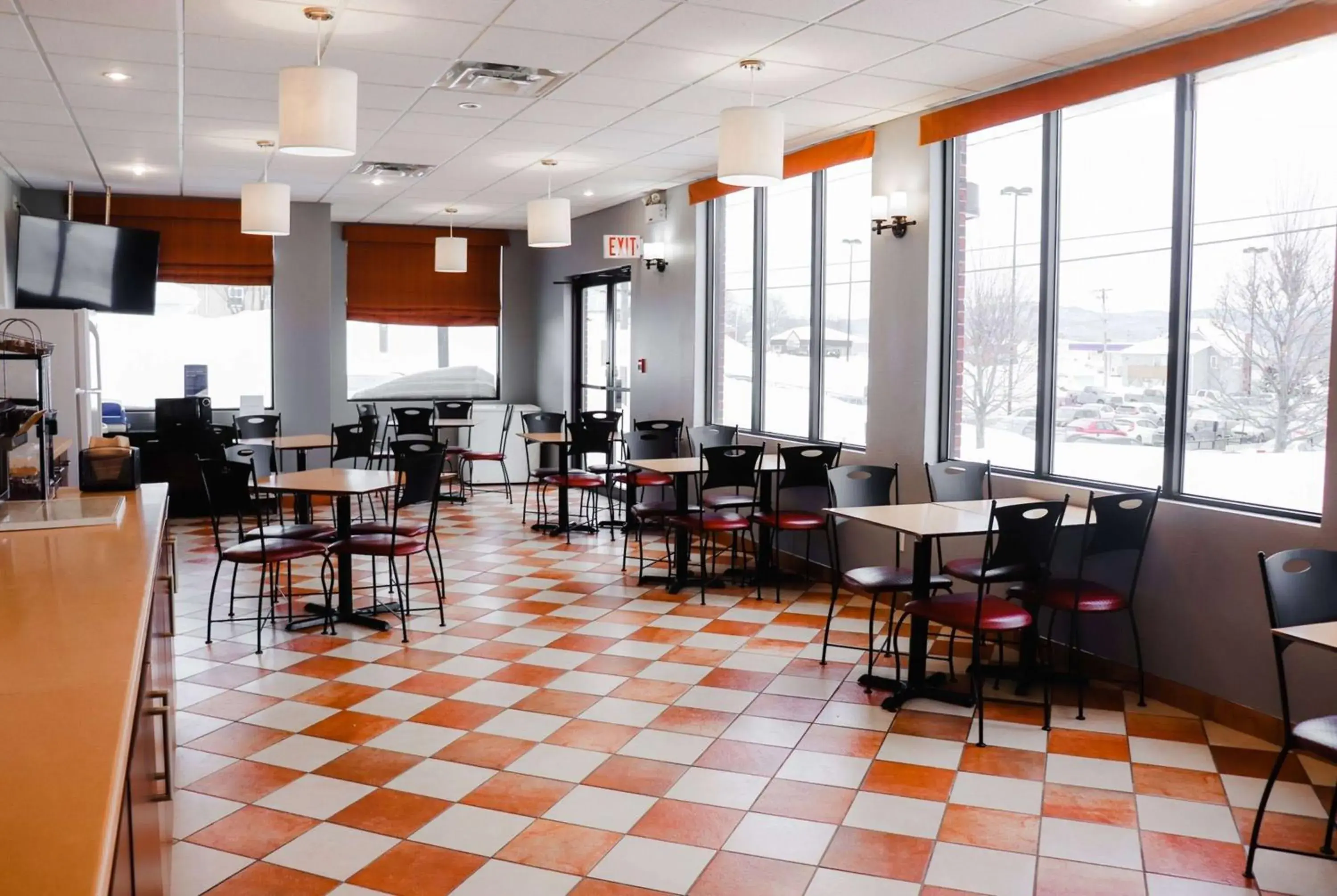 Property building in Super 8 by Wyndham Campbellton NB Property building in Super 8 by Wyndham Campbellton NB