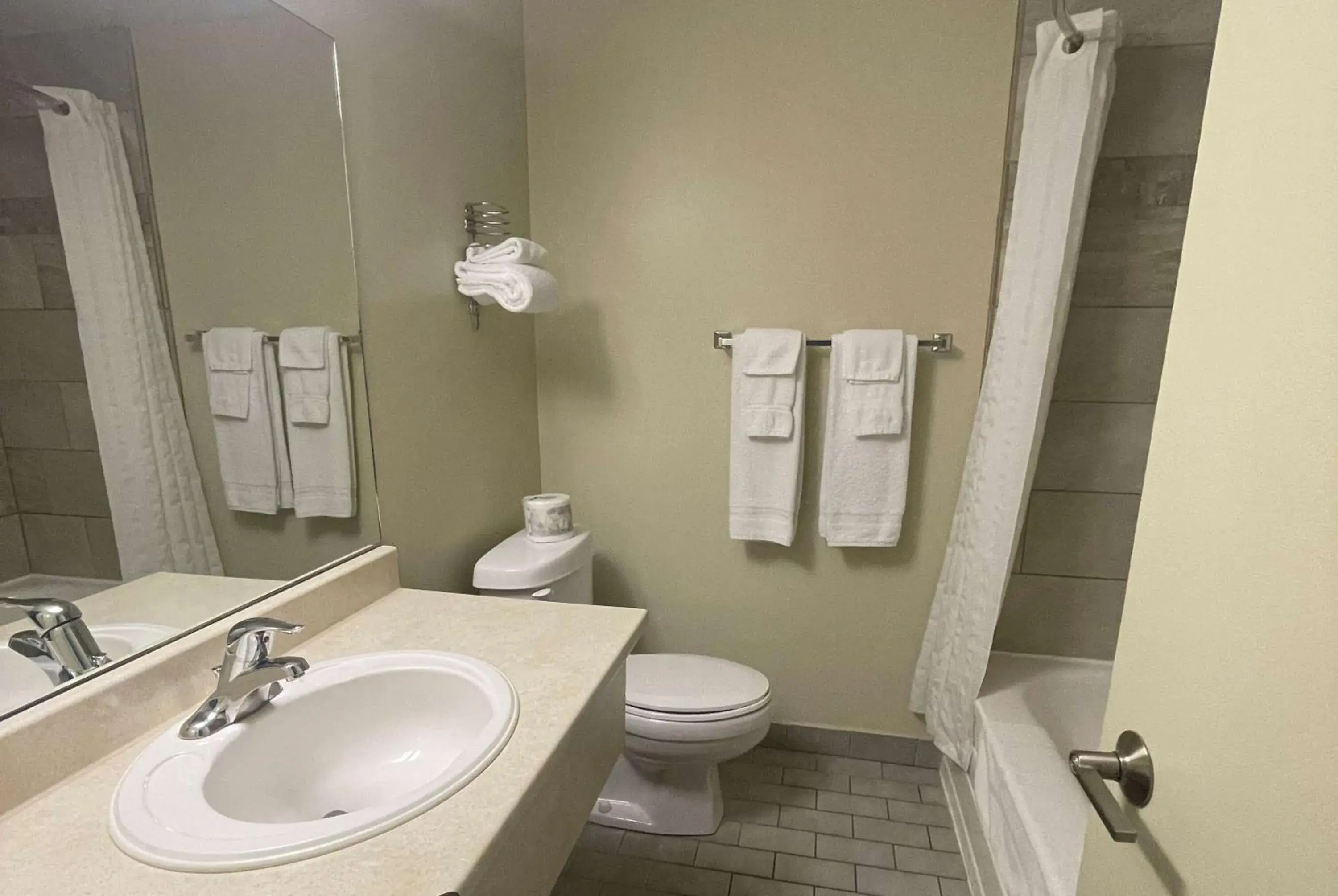 Bathroom in Super 8 by Wyndham Campbellton NB Bathroom in Super 8 by Wyndham Campbellton NB