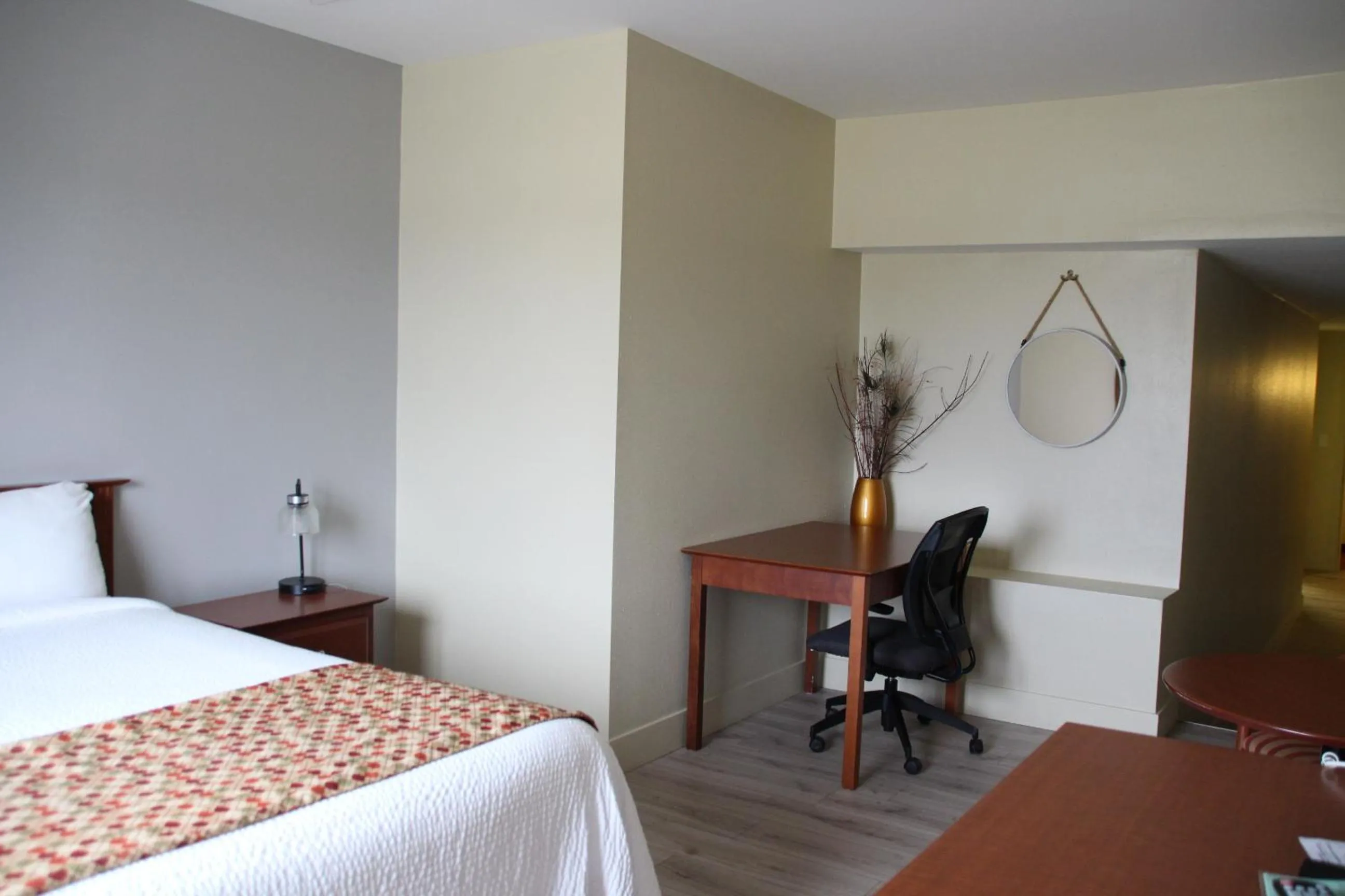 Bed in Super 8 by Wyndham Campbellton NB